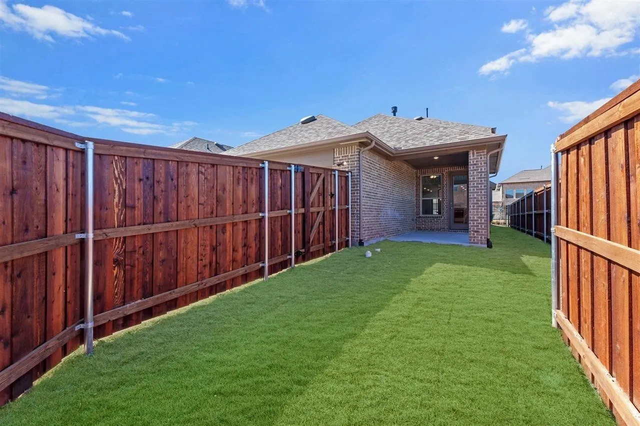 Single Family Residence For Rent in Tarrant County , 4423 Indigo Lark Lane, Arlington, Texas 76005, 3 Bedroom, 3 Bathroom, 2 Garage spaces, 2,328 Sqft, built in 2019, mls#21400387, Real Estate Agent in Arlington, Homes For Rent in Tarrant county, Homes For Rent in Arlington, Realtor in Arlington Texas, Real Estate Brokerage Independent Realty Texas, Luminita Cordes Realtor