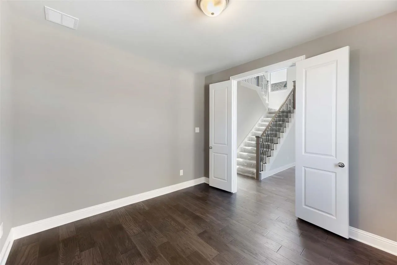 Single Family Residence For Rent in Tarrant County , 4423 Indigo Lark Lane, Arlington, Texas 76005, 3 Bedroom, 3 Bathroom, 2 Garage spaces, 2,328 Sqft, built in 2019, mls#21400387, Real Estate Agent in Arlington, Homes For Rent in Tarrant county, Homes For Rent in Arlington, Realtor in Arlington Texas, Real Estate Brokerage Independent Realty Texas, Luminita Cordes Realtor