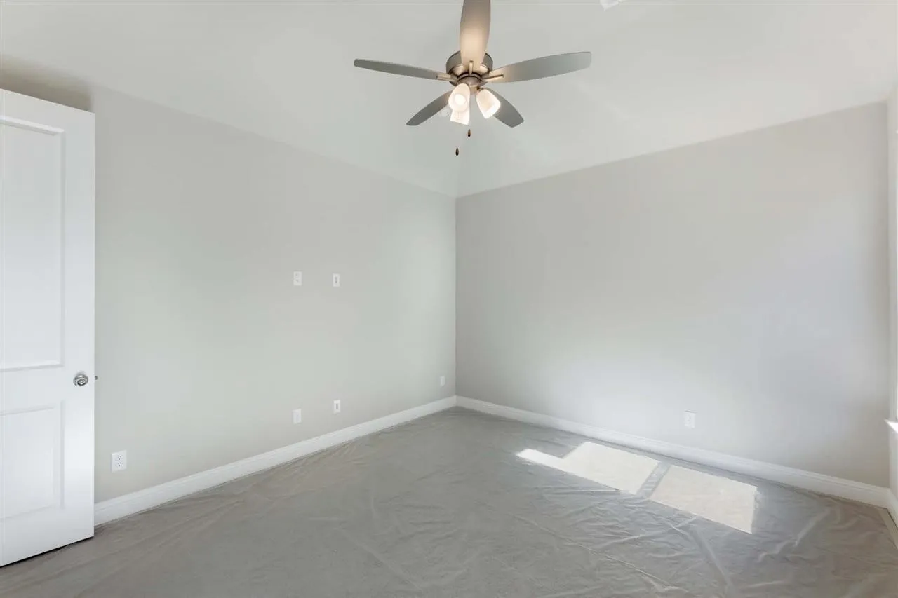Single Family Residence For Rent in Tarrant County , 4423 Indigo Lark Lane, Arlington, Texas 76005, 3 Bedroom, 3 Bathroom, 2 Garage spaces, 2,328 Sqft, built in 2019, mls#21400387, Real Estate Agent in Arlington, Homes For Rent in Tarrant county, Homes For Rent in Arlington, Realtor in Arlington Texas, Real Estate Brokerage Independent Realty Texas, Luminita Cordes Realtor