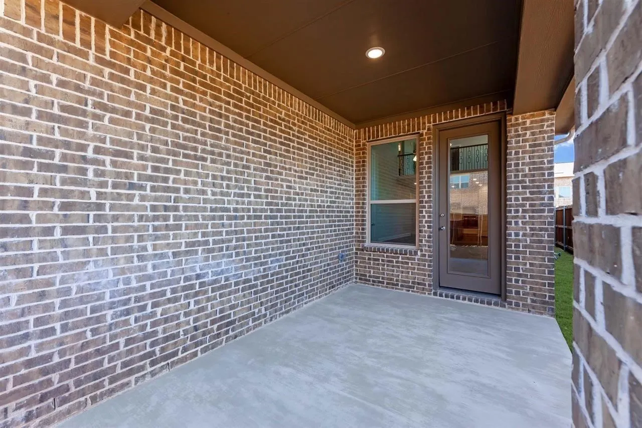 Single Family Residence For Rent in Tarrant County , 4423 Indigo Lark Lane, Arlington, Texas 76005, 3 Bedroom, 3 Bathroom, 2 Garage spaces, 2,328 Sqft, built in 2019, mls#21400387, Real Estate Agent in Arlington, Homes For Rent in Tarrant county, Homes For Rent in Arlington, Realtor in Arlington Texas, Real Estate Brokerage Independent Realty Texas, Luminita Cordes Realtor