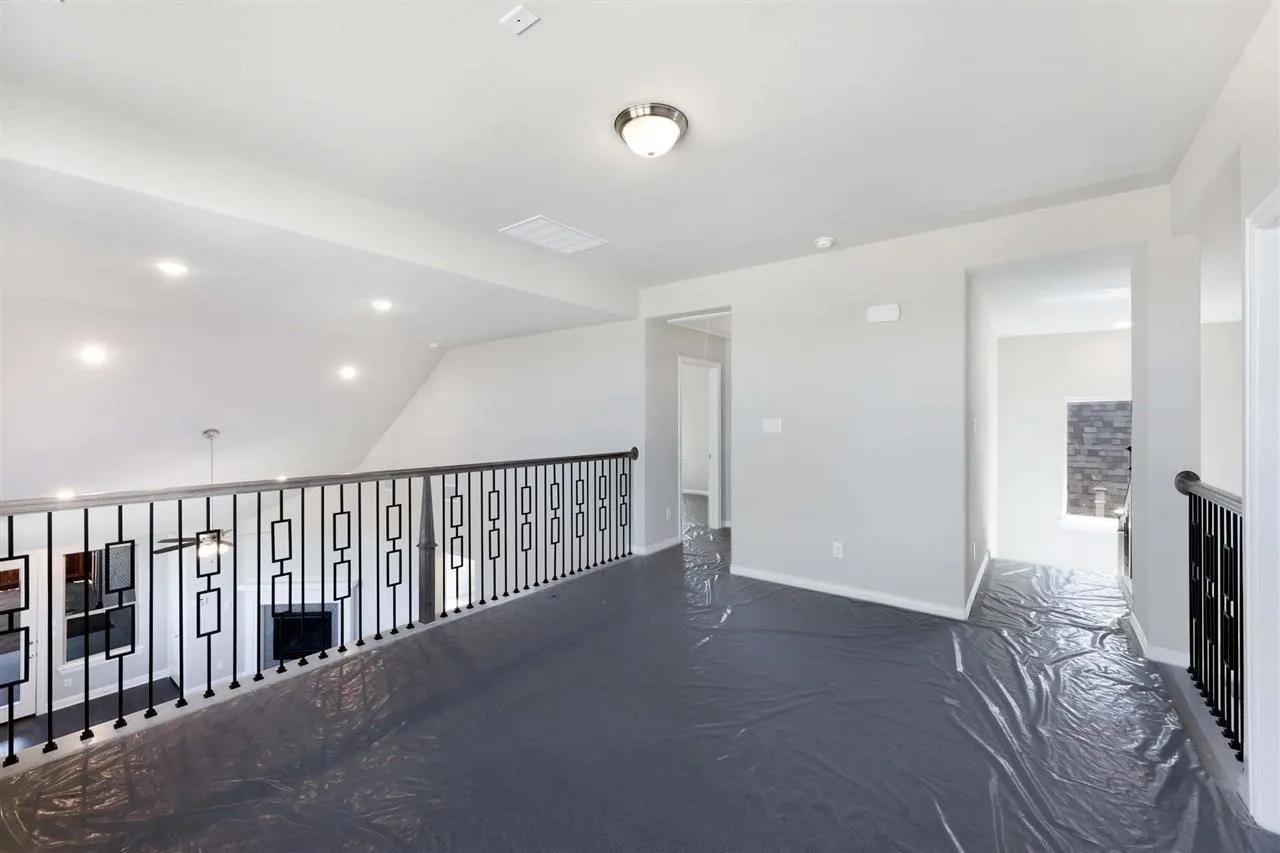 Single Family Residence For Rent in Tarrant County , 4423 Indigo Lark Lane, Arlington, Texas 76005, 3 Bedroom, 3 Bathroom, 2 Garage spaces, 2,328 Sqft, built in 2019, mls#21400387, Real Estate Agent in Arlington, Homes For Rent in Tarrant county, Homes For Rent in Arlington, Realtor in Arlington Texas, Real Estate Brokerage Independent Realty Texas, Luminita Cordes Realtor