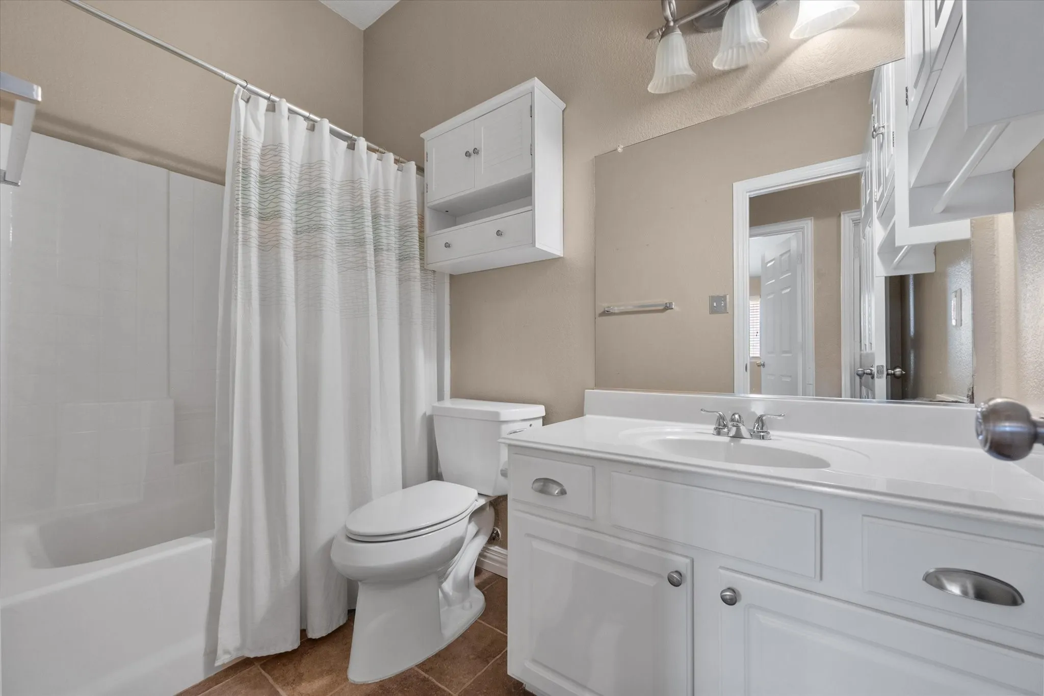 Secondary Bath
