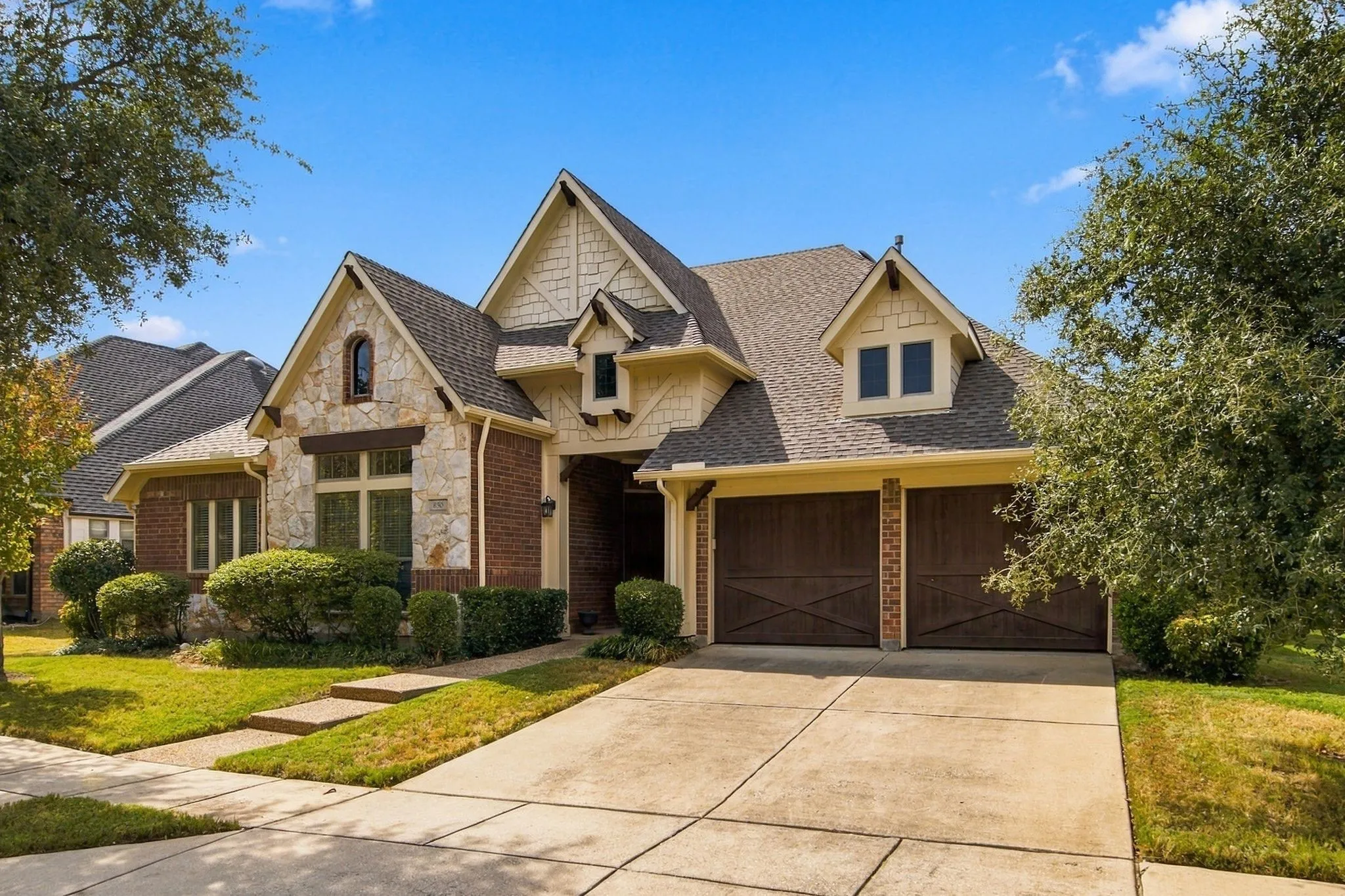 Single Family Residence For Sale in Denton County , 850 Carolina Way, Lantana, Texas 76226, 4 Bedroom, 2 Bathroom, 2 Garage spaces, 2,347 Sqft, built in 2006, mls#21401783, Real Estate Agent in Lantana, Homes For Sale in Denton county, Homes For Sale in Lantana, Realtor in Lantana Texas, Real Estate Brokerage Independent Realty Texas, Luminita Cordes Realtor