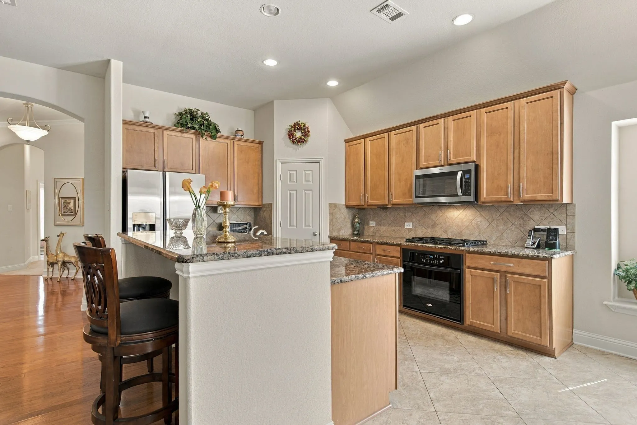 Single Family Residence For Sale in Denton County , 850 Carolina Way, Lantana, Texas 76226, 4 Bedroom, 2 Bathroom, 2 Garage spaces, 2,347 Sqft, built in 2006, mls#21401783, Real Estate Agent in Lantana, Homes For Sale in Denton county, Homes For Sale in Lantana, Realtor in Lantana Texas, Real Estate Brokerage Independent Realty Texas, Luminita Cordes Realtor