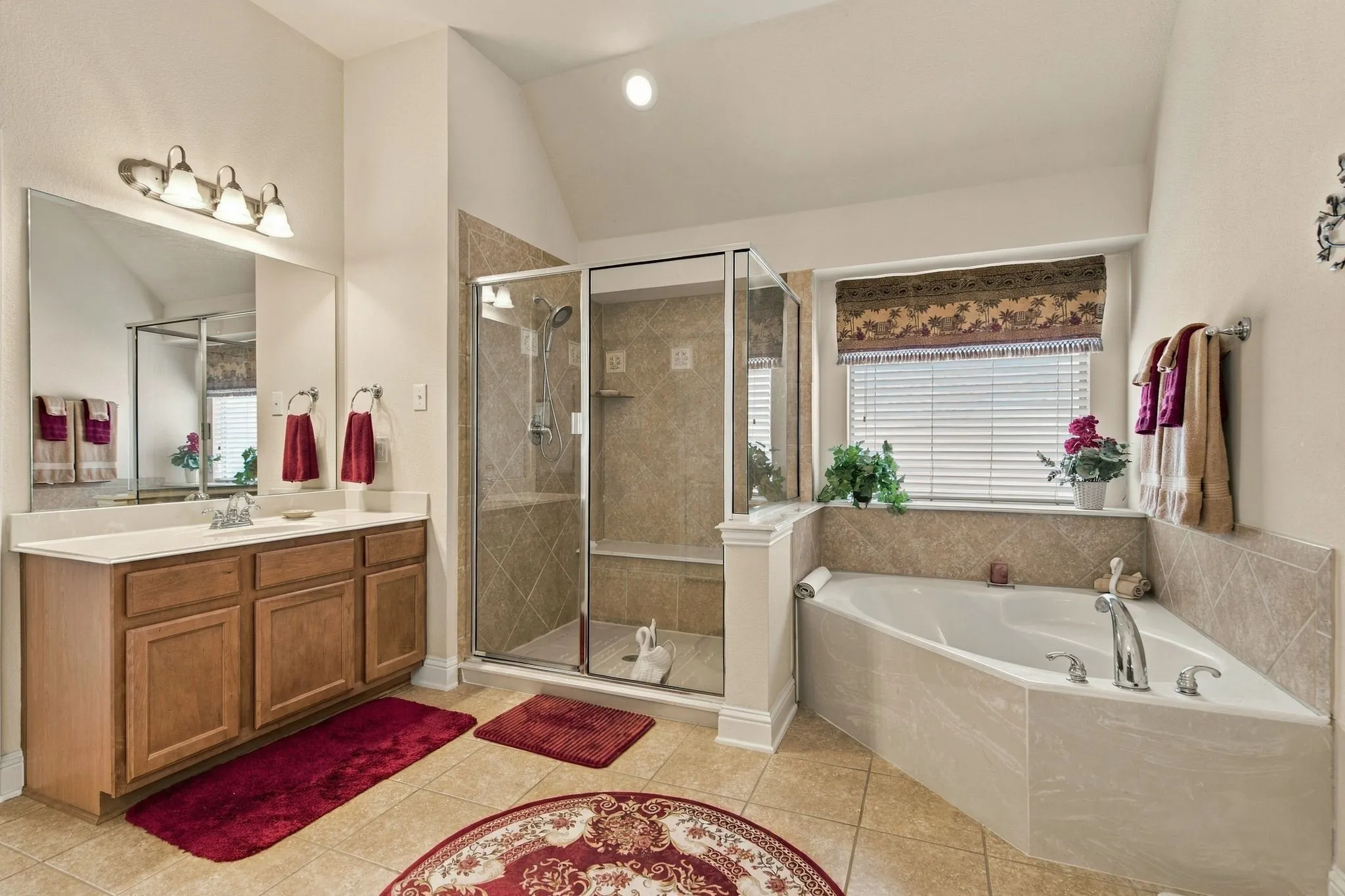 Single Family Residence For Sale in Denton County , 850 Carolina Way, Lantana, Texas 76226, 4 Bedroom, 2 Bathroom, 2 Garage spaces, 2,347 Sqft, built in 2006, mls#21401783, Real Estate Agent in Lantana, Homes For Sale in Denton county, Homes For Sale in Lantana, Realtor in Lantana Texas, Real Estate Brokerage Independent Realty Texas, Luminita Cordes Realtor