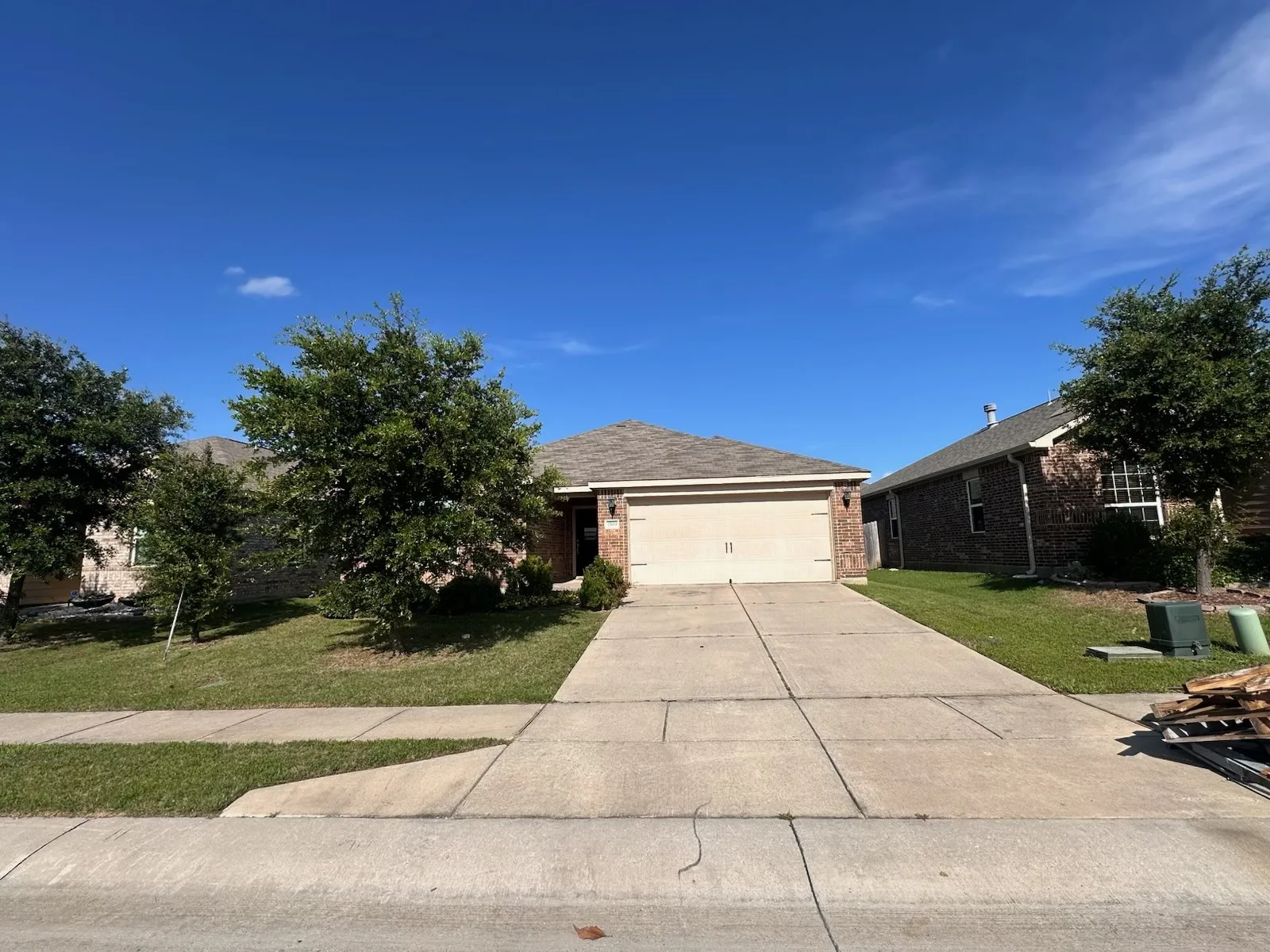 Single Family Residence For Rent in Collin County , 2109 Old Harbor Way, Princeton, Texas 75407, 4 Bedroom, 2 Bathroom, 2 Garage spaces, 1,658 Sqft, built in 2018, mls#21400665, Real Estate Agent in Princeton, Homes For Rent in Collin county, Homes For Rent in Princeton, Realtor in Princeton Texas, Real Estate Brokerage Independent Realty Texas, Luminita Cordes Realtor