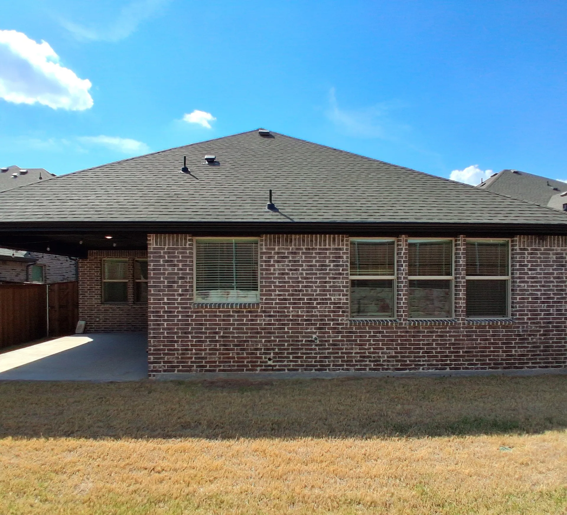 Single Family Residence For Sale in Rockwall County , 3016 Stonefly Way, Royse City, Texas 75189, 3 Bedroom, 2 Bathroom, 2 Garage spaces, 2,254 Sqft, built in 2024, mls#21396334, Real Estate Agent in Royse City, Homes For Sale in Rockwall county, Homes For Sale in Royse City, Realtor in Royse City Texas, Real Estate Brokerage Independent Realty Texas, Luminita Cordes Realtor