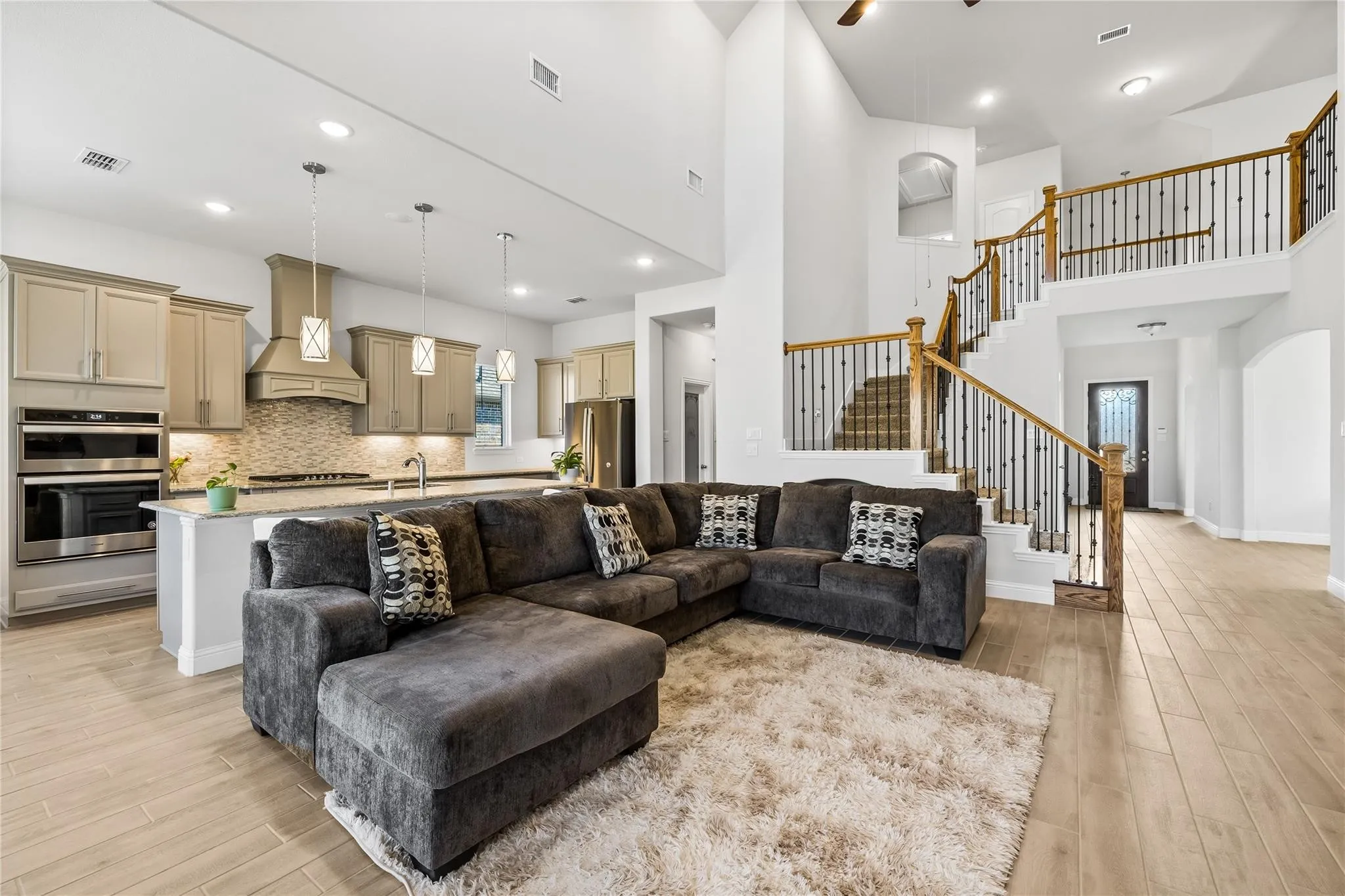 Single Family Residence For Rent in Collin County , 310 Fox Crossing Lane, Prosper, Texas 75078, 4 Bedroom, 3 Bathroom, 2 Garage spaces, 3,038 Sqft, built in 2019, mls#21400681, Real Estate Agent in Prosper, Homes For Rent in Collin county, Homes For Rent in Prosper, Realtor in Prosper Texas, Real Estate Brokerage Independent Realty Texas, Luminita Cordes Realtor