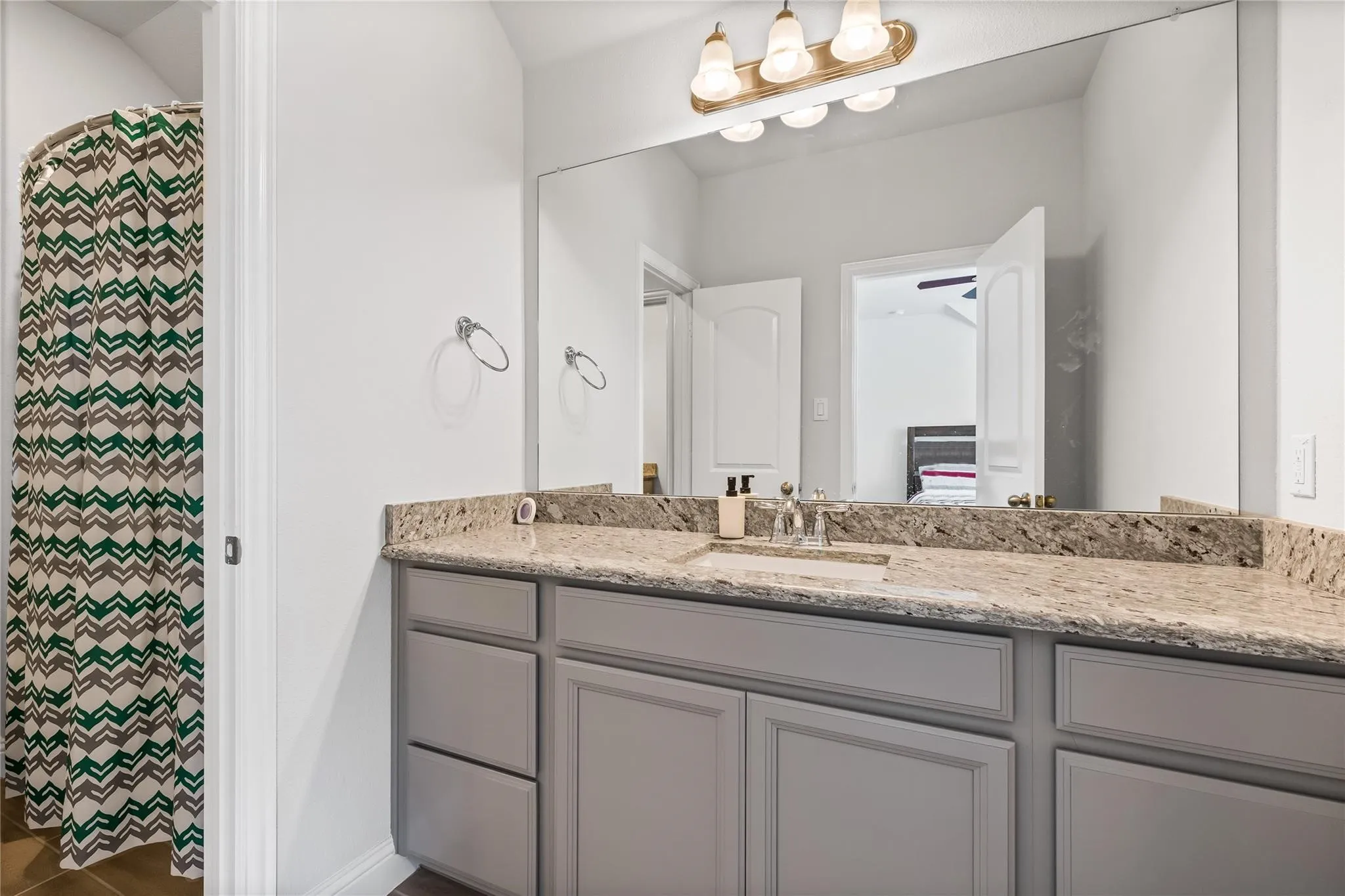 Single Family Residence For Rent in Collin County , 310 Fox Crossing Lane, Prosper, Texas 75078, 4 Bedroom, 3 Bathroom, 2 Garage spaces, 3,038 Sqft, built in 2019, mls#21400681, Real Estate Agent in Prosper, Homes For Rent in Collin county, Homes For Rent in Prosper, Realtor in Prosper Texas, Real Estate Brokerage Independent Realty Texas, Luminita Cordes Realtor