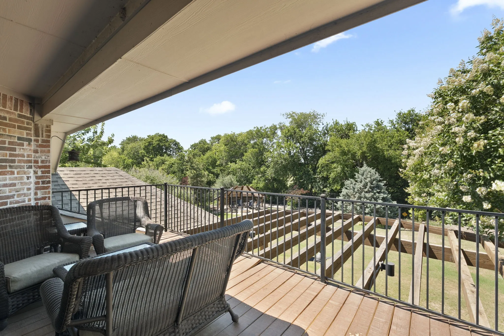 Single Family Residence For Sale in Collin County , 1412 Parkview Lane, Murphy, Texas 75094, 5 Bedroom, 5 Bathroom, 3 Garage spaces, 5,513 Sqft, built in 2004, mls#21399356, Real Estate Agent in Murphy, Homes For Sale in Collin county, Homes For Sale in Murphy, Realtor in Murphy Texas, Real Estate Brokerage Independent Realty Texas, Luminita Cordes Realtor