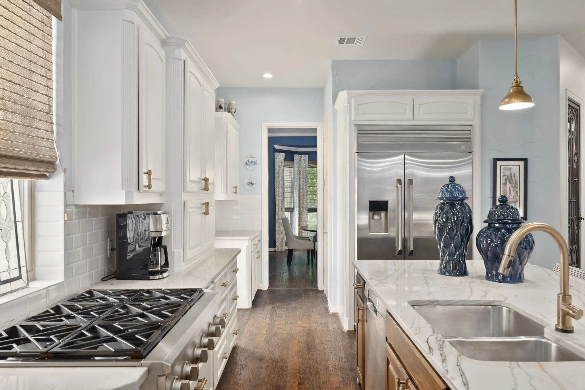 Single Family Residence For Sale in Collin County , 1412 Parkview Lane, Murphy, Texas 75094, 5 Bedroom, 5 Bathroom, 3 Garage spaces, 5,513 Sqft, built in 2004, mls#21399356, Real Estate Agent in Murphy, Homes For Sale in Collin county, Homes For Sale in Murphy, Realtor in Murphy Texas, Real Estate Brokerage Independent Realty Texas, Luminita Cordes Realtor