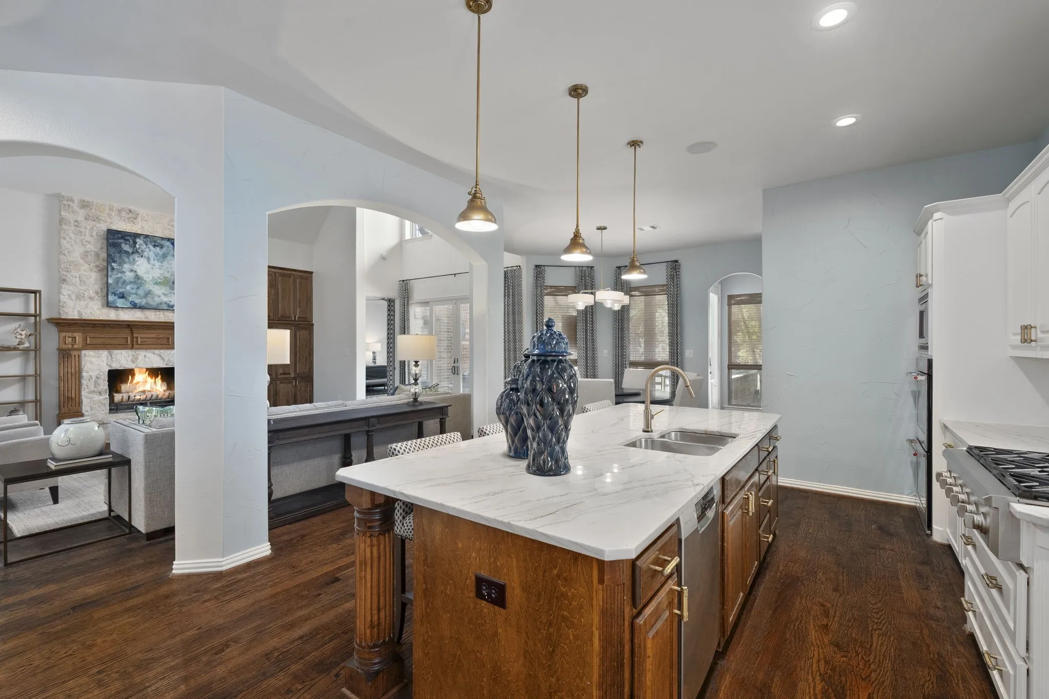 Single Family Residence For Sale in Collin County , 1412 Parkview Lane, Murphy, Texas 75094, 5 Bedroom, 5 Bathroom, 3 Garage spaces, 5,513 Sqft, built in 2004, mls#21399356, Real Estate Agent in Murphy, Homes For Sale in Collin county, Homes For Sale in Murphy, Realtor in Murphy Texas, Real Estate Brokerage Independent Realty Texas, Luminita Cordes Realtor