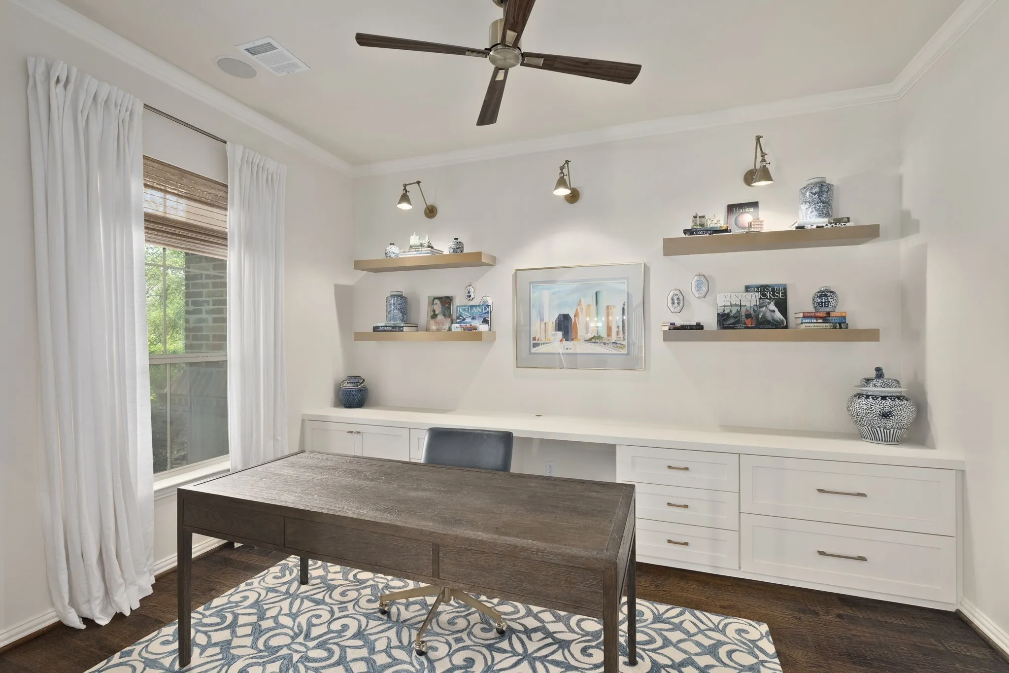 Single Family Residence For Sale in Collin County , 1412 Parkview Lane, Murphy, Texas 75094, 5 Bedroom, 5 Bathroom, 3 Garage spaces, 5,513 Sqft, built in 2004, mls#21399356, Real Estate Agent in Murphy, Homes For Sale in Collin county, Homes For Sale in Murphy, Realtor in Murphy Texas, Real Estate Brokerage Independent Realty Texas, Luminita Cordes Realtor