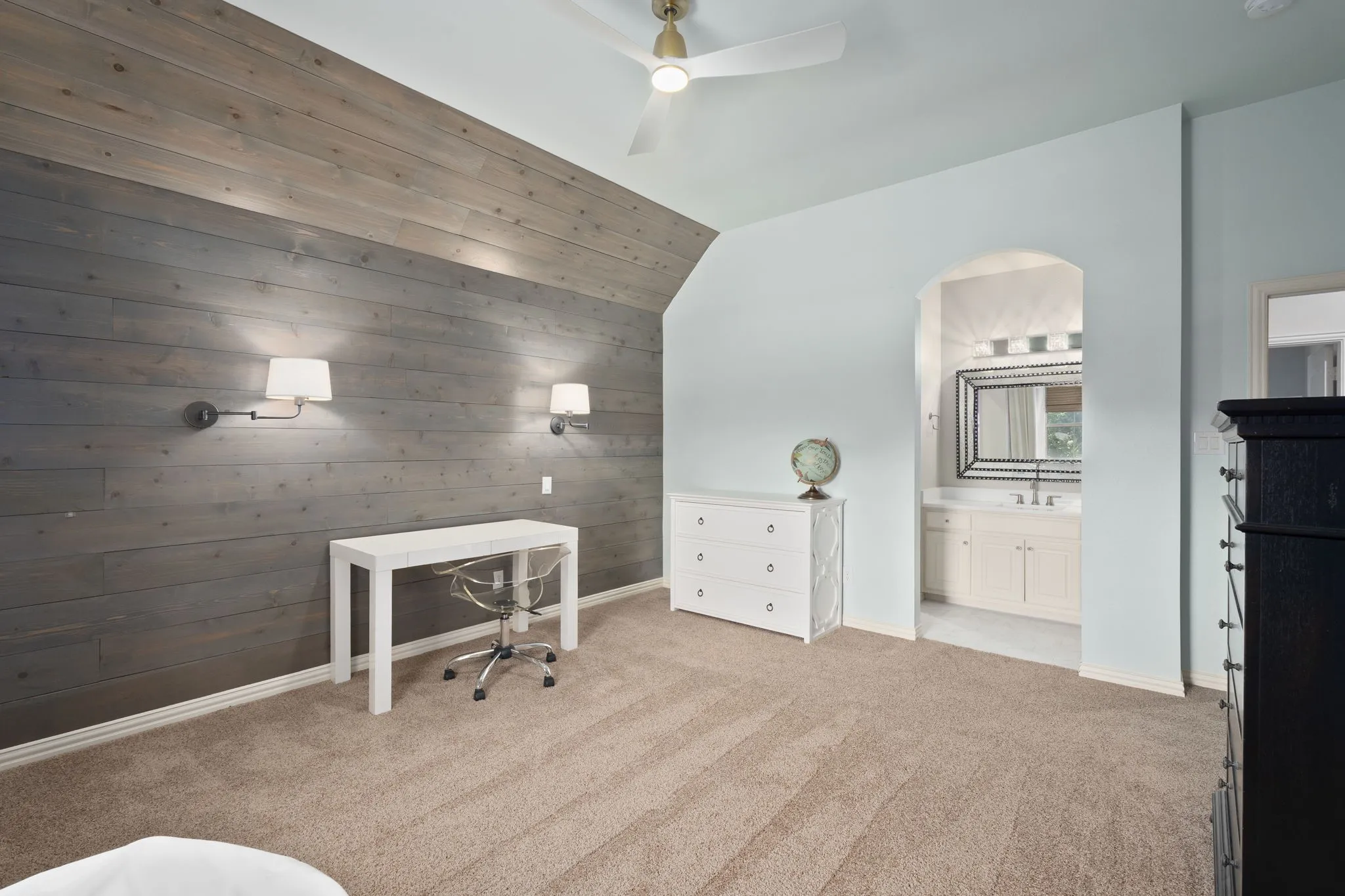Single Family Residence For Sale in Collin County , 1412 Parkview Lane, Murphy, Texas 75094, 5 Bedroom, 5 Bathroom, 3 Garage spaces, 5,513 Sqft, built in 2004, mls#21399356, Real Estate Agent in Murphy, Homes For Sale in Collin county, Homes For Sale in Murphy, Realtor in Murphy Texas, Real Estate Brokerage Independent Realty Texas, Luminita Cordes Realtor