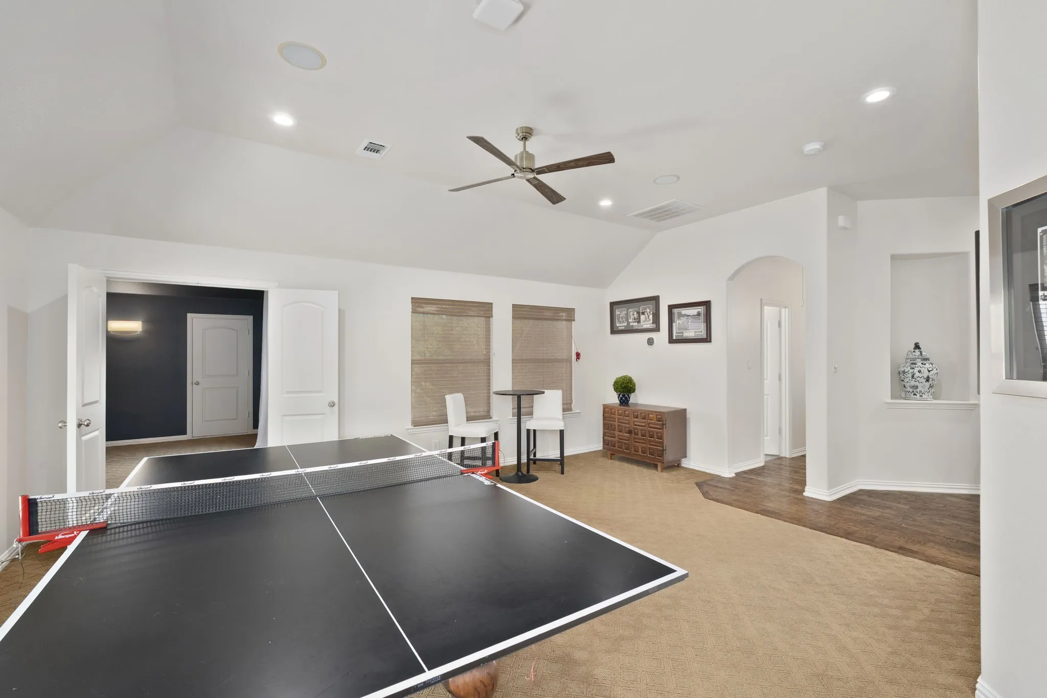 Single Family Residence For Sale in Collin County , 1412 Parkview Lane, Murphy, Texas 75094, 5 Bedroom, 5 Bathroom, 3 Garage spaces, 5,513 Sqft, built in 2004, mls#21399356, Real Estate Agent in Murphy, Homes For Sale in Collin county, Homes For Sale in Murphy, Realtor in Murphy Texas, Real Estate Brokerage Independent Realty Texas, Luminita Cordes Realtor