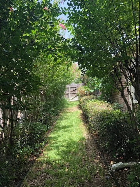 Single Family Residence For Sale in Tarrant County , 2118 Stoneridge Drive, Keller, Texas 76248, 3 Bedroom, 2 Bathroom, 2 Garage spaces, 1,595 Sqft, built in 1994, mls#21401808, Real Estate Agent in Keller, Homes For Sale in Tarrant county, Homes For Sale in Keller, Realtor in Keller Texas, Real Estate Brokerage Independent Realty Texas, Luminita Cordes Realtor