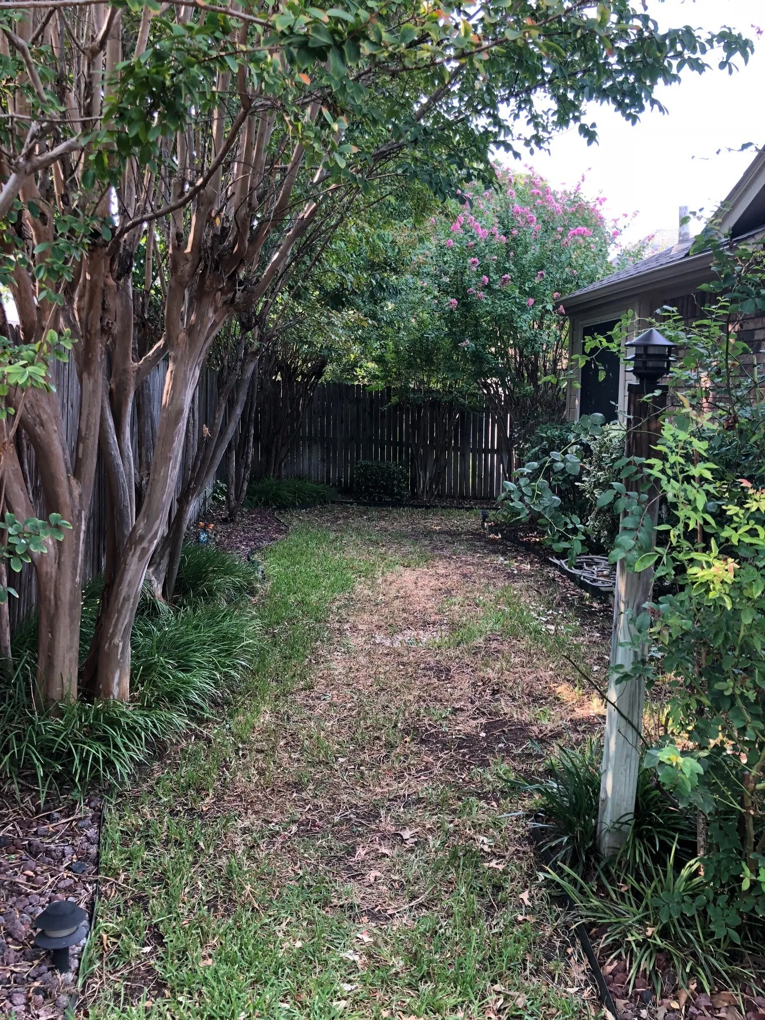 Single Family Residence For Sale in Tarrant County , 2118 Stoneridge Drive, Keller, Texas 76248, 3 Bedroom, 2 Bathroom, 2 Garage spaces, 1,595 Sqft, built in 1994, mls#21401808, Real Estate Agent in Keller, Homes For Sale in Tarrant county, Homes For Sale in Keller, Realtor in Keller Texas, Real Estate Brokerage Independent Realty Texas, Luminita Cordes Realtor