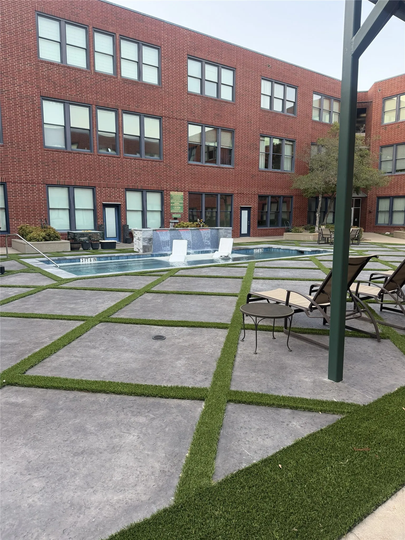 Condominium For Sale in Dallas County , 2502 Live Oak 301, Dallas, Texas 75204, 1 Bedroom, 1 Bathroom, 2 Garage spaces, 851 Sqft, built in 1998, mls#21401818, Real Estate Agent in Dallas, Homes For Sale in Dallas county, Homes For Sale in Dallas, Realtor in Dallas Texas, Real Estate Brokerage Independent Realty Texas, Luminita Cordes Realtor