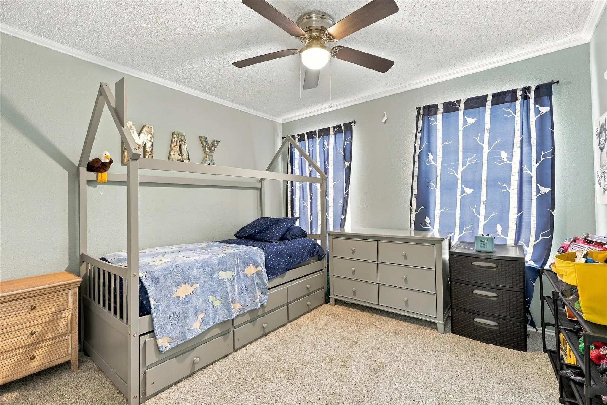 Single Family Residence For Sale in Tarrant County , 4323 Briar Hill Drive, Grand Prairie, Texas 75052, 3 Bedroom, 3 Bathroom, 2 Garage spaces, 2,036 Sqft, built in 1990, mls#21399930, Real Estate Agent in Grand Prairie, Homes For Sale in Tarrant county, Homes For Sale in Grand Prairie, Realtor in Grand Prairie Texas, Real Estate Brokerage Independent Realty Texas, Luminita Cordes Realtor