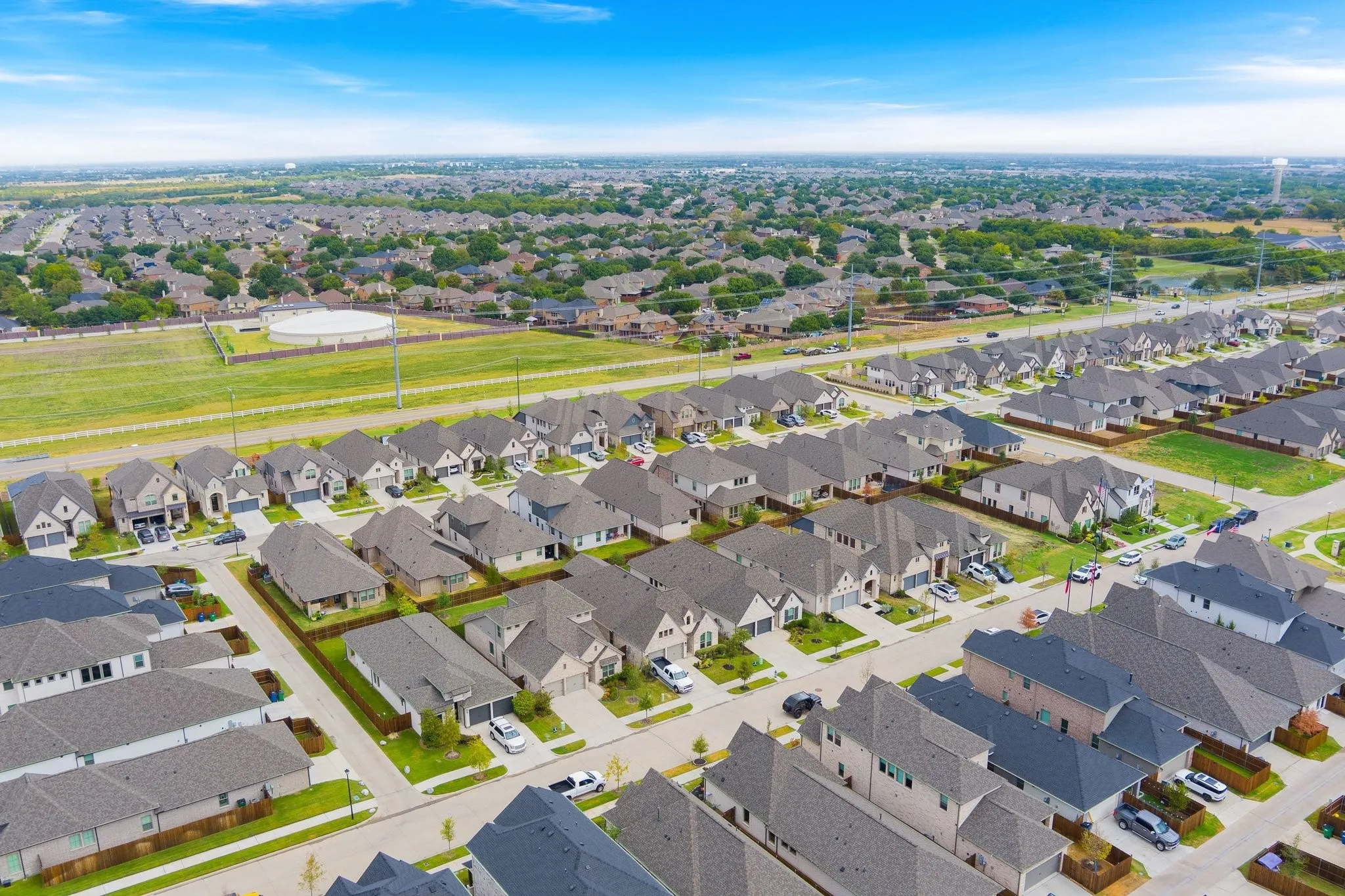 Single Family Residence For Sale in Rockwall County , 3033 Elmwood Street, Fate, Texas 75087, 4 Bedroom, 3 Bathroom, 2 Garage spaces, 2,480 Sqft, built in 2023, mls#21395389, Real Estate Agent in Fate, Homes For Sale in Rockwall county, Homes For Sale in Fate, Realtor in Fate Texas, Real Estate Brokerage Independent Realty Texas, Luminita Cordes Realtor