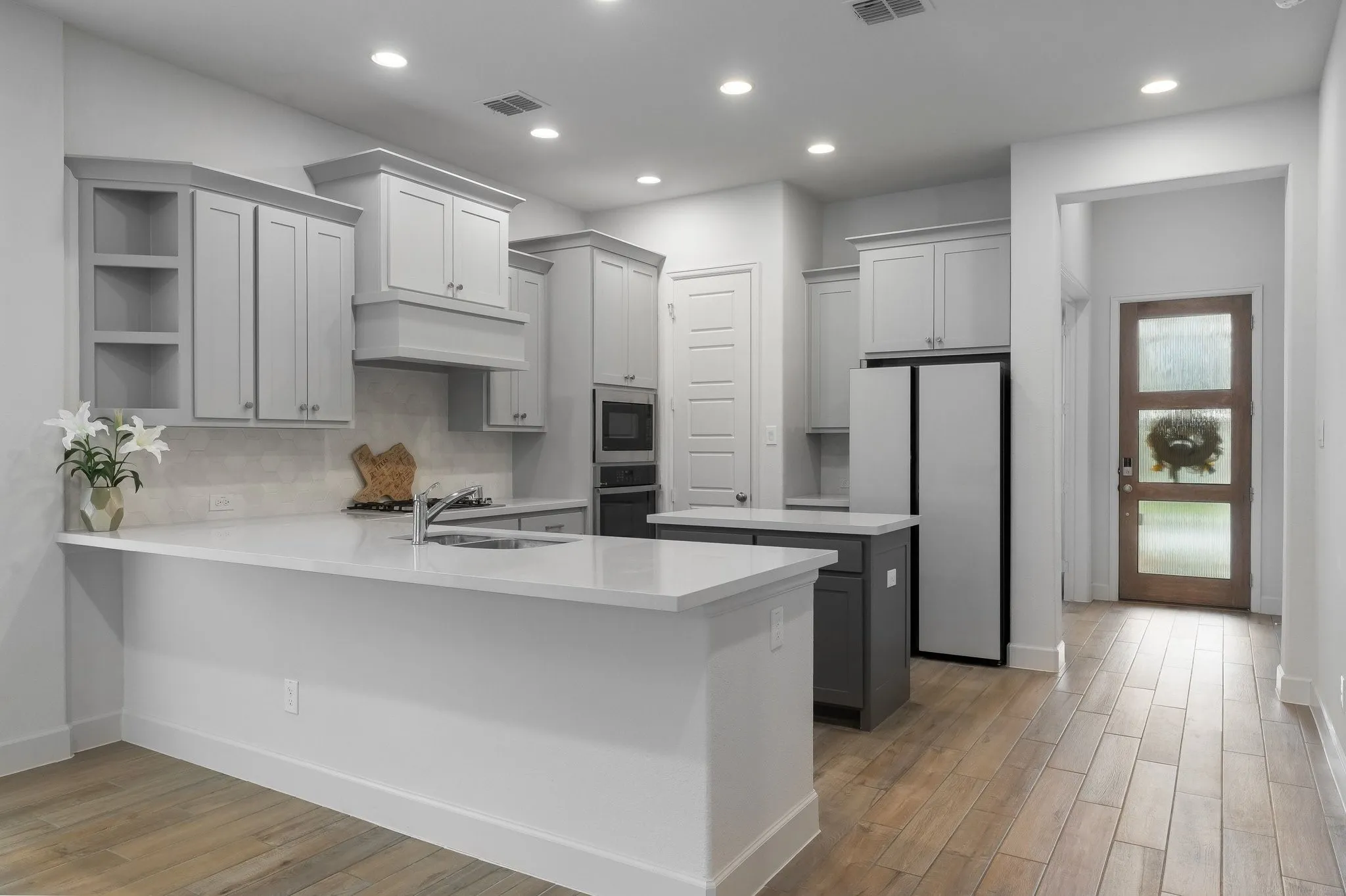 Single Family Residence For Sale in Rockwall County , 3033 Elmwood Street, Fate, Texas 75087, 4 Bedroom, 3 Bathroom, 2 Garage spaces, 2,480 Sqft, built in 2023, mls#21395389, Real Estate Agent in Fate, Homes For Sale in Rockwall county, Homes For Sale in Fate, Realtor in Fate Texas, Real Estate Brokerage Independent Realty Texas, Luminita Cordes Realtor