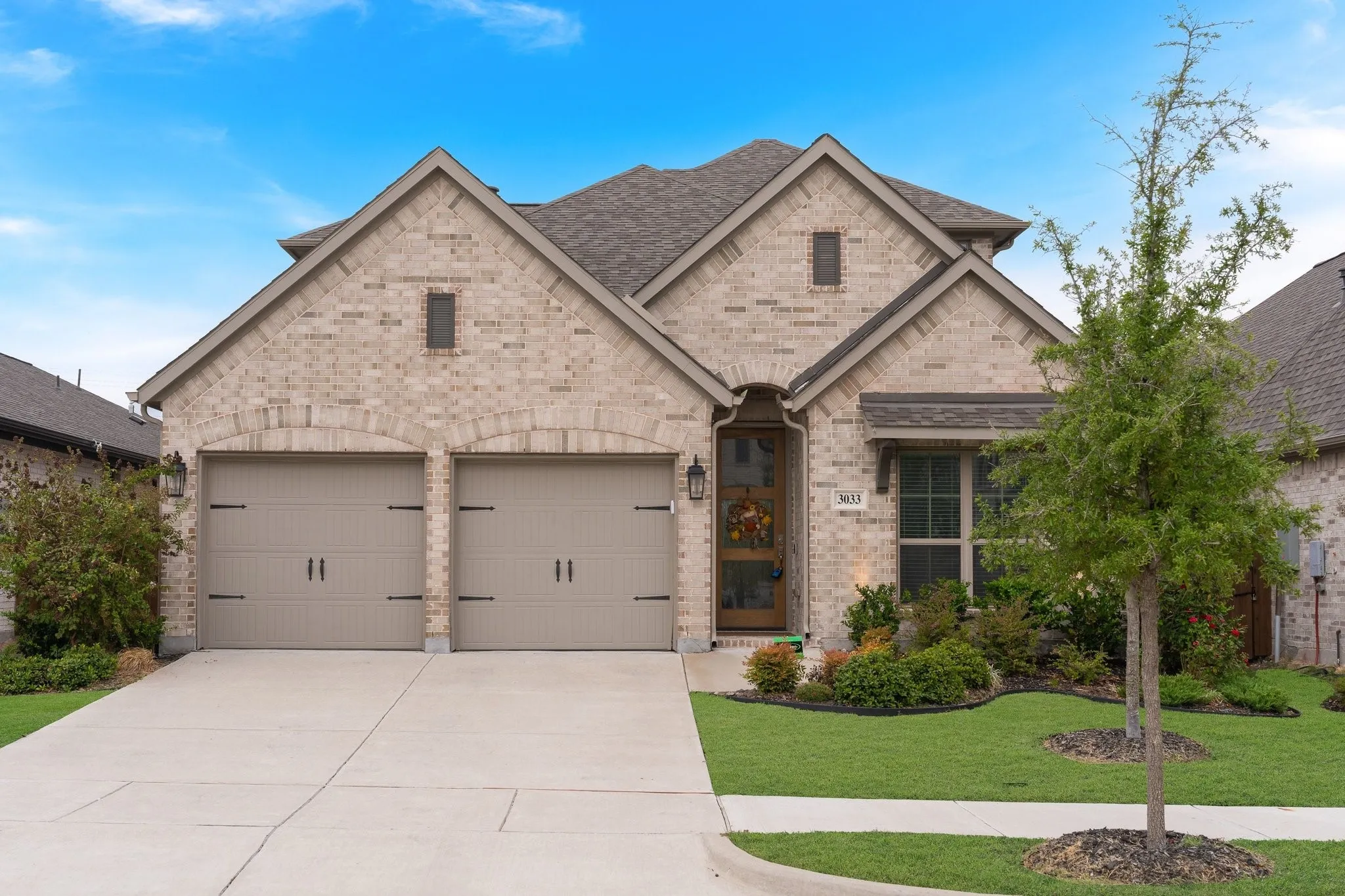 Single Family Residence For Sale in Rockwall County , 3033 Elmwood Street, Fate, Texas 75087, 4 Bedroom, 3 Bathroom, 2 Garage spaces, 2,480 Sqft, built in 2023, mls#21395389, Real Estate Agent in Fate, Homes For Sale in Rockwall county, Homes For Sale in Fate, Realtor in Fate Texas, Real Estate Brokerage Independent Realty Texas, Luminita Cordes Realtor