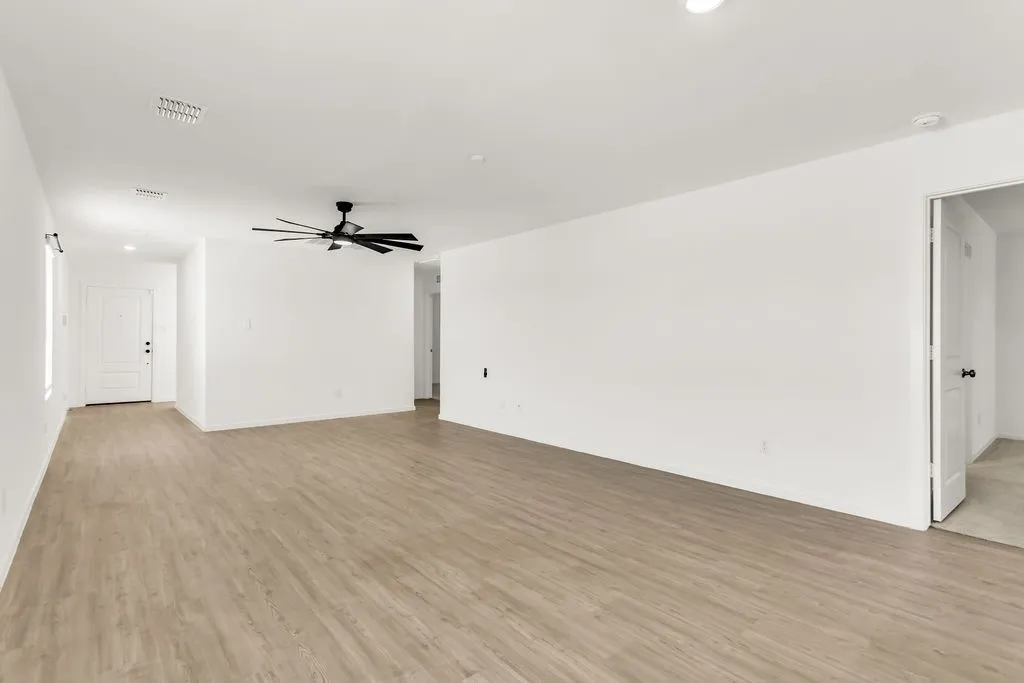 Single Family Residence For Rent in Kaufman County , 1912 Wild Orchard Lane, Crandall, Texas 75114, 3 Bedroom, 2 Bathroom, 2 Garage spaces, 1,363 Sqft, built in 2024, mls#21401772, Real Estate Agent in Crandall, Homes For Rent in Kaufman county, Homes For Rent in Crandall, Realtor in Crandall Texas, Real Estate Brokerage Independent Realty Texas, Luminita Cordes Realtor