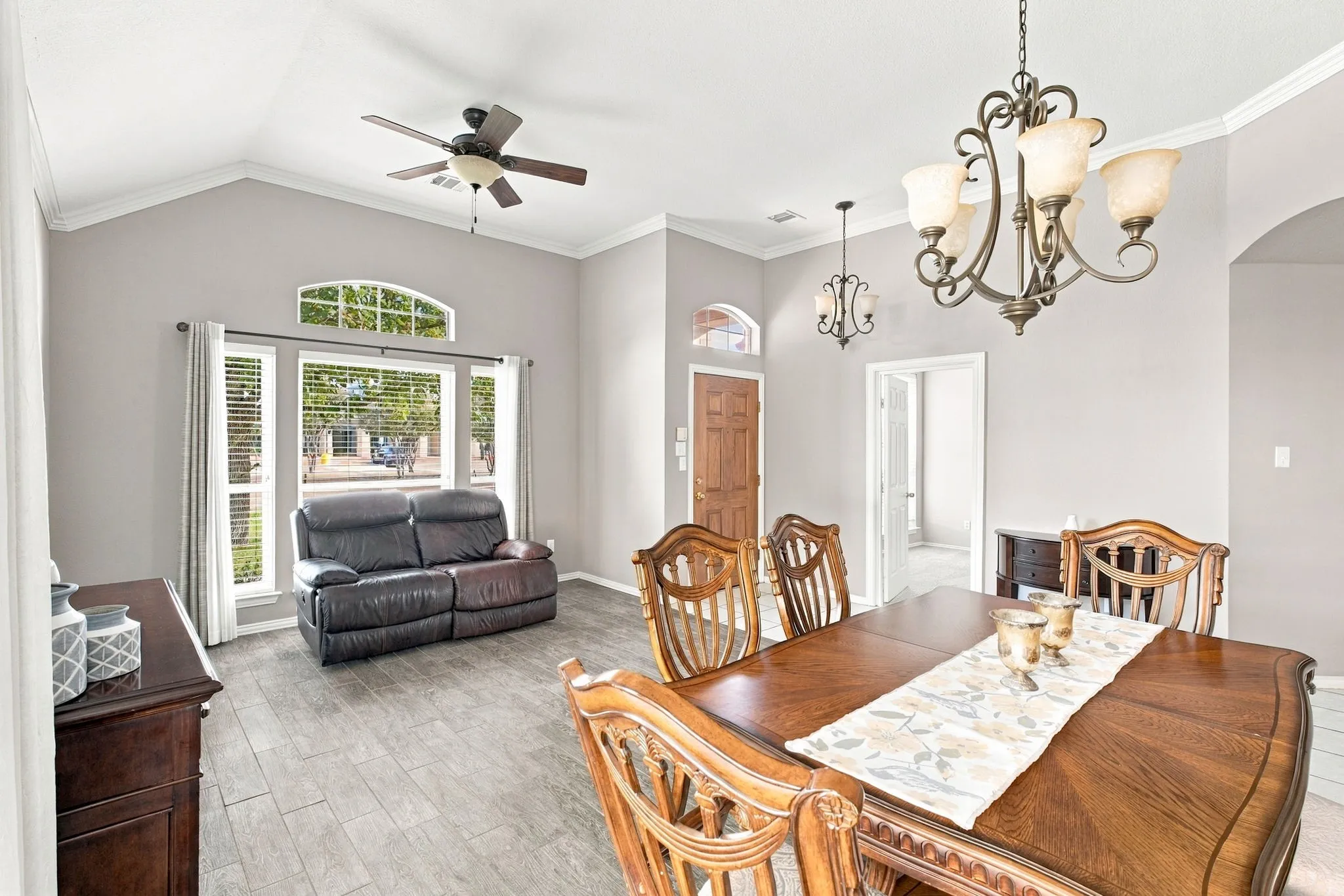 Single Family Residence For Sale in Collin County , 920 Springwood Lane, Wylie, Texas 75098, 4 Bedroom, 2 Bathroom, 2 Garage spaces, 2,152 Sqft, built in 1998, mls#21400529, Real Estate Agent in Wylie, Homes For Sale in Collin county, Homes For Sale in Wylie, Realtor in Wylie Texas, Real Estate Brokerage Independent Realty Texas, Luminita Cordes Realtor