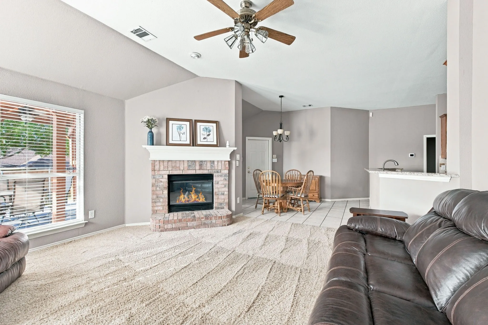 Single Family Residence For Sale in Collin County , 920 Springwood Lane, Wylie, Texas 75098, 4 Bedroom, 2 Bathroom, 2 Garage spaces, 2,152 Sqft, built in 1998, mls#21400529, Real Estate Agent in Wylie, Homes For Sale in Collin county, Homes For Sale in Wylie, Realtor in Wylie Texas, Real Estate Brokerage Independent Realty Texas, Luminita Cordes Realtor