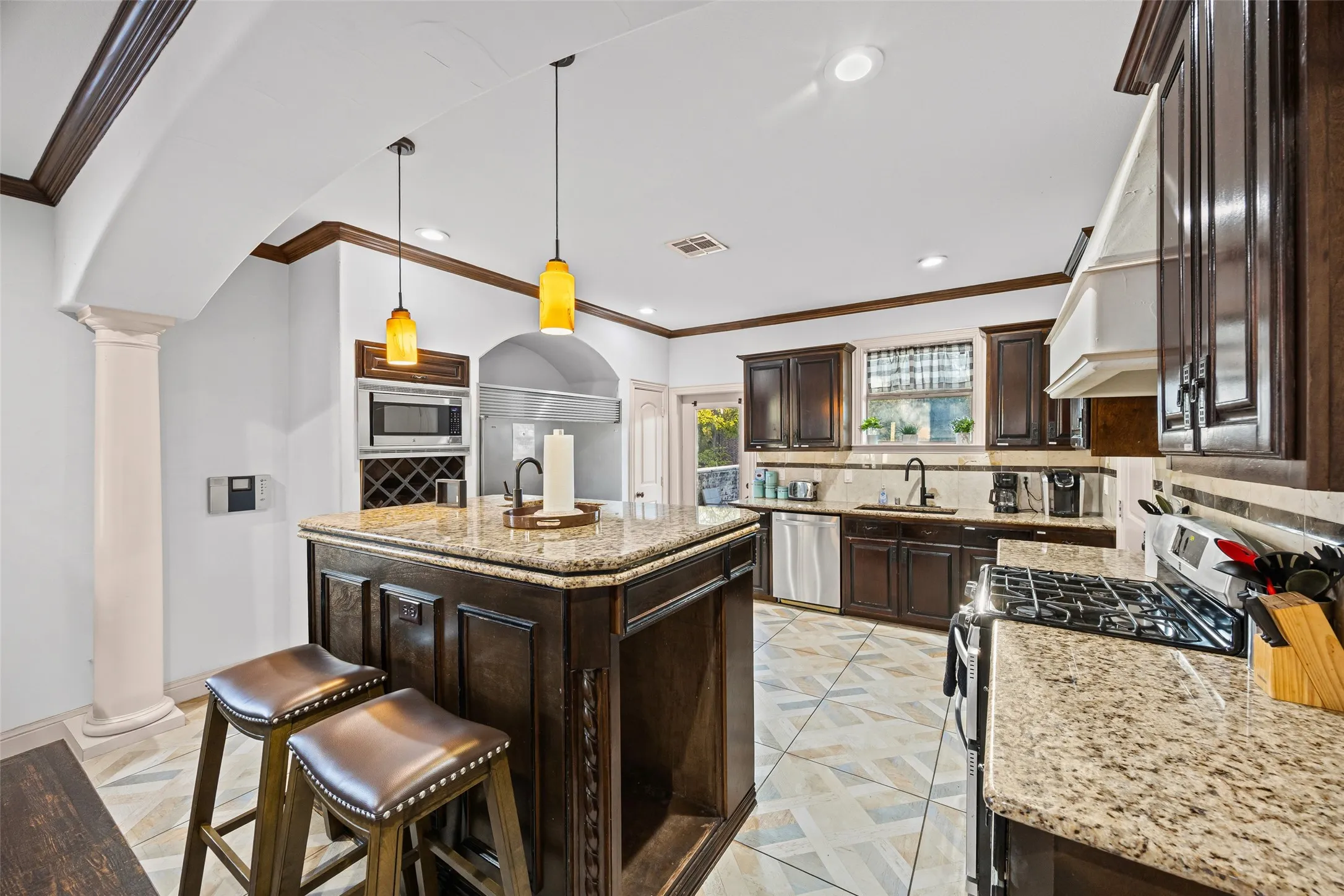Kitchen on level 2