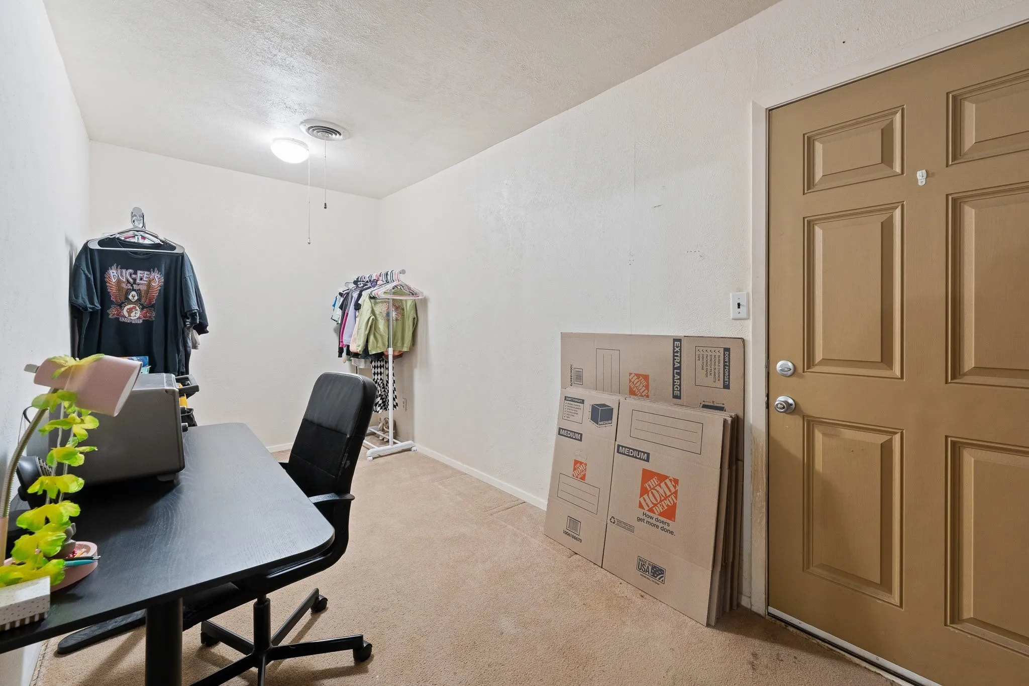 Single Family Residence For Sale in Johnson County , 508 NW Newton Drive, Burleson, Texas 76028, 3 Bedroom, 2 Bathroom, 1 Garage spaces, 1,193 Sqft, built in 1970, mls#21401760, Real Estate Agent in Burleson, Homes For Sale in Johnson county, Homes For Sale in Burleson, Realtor in Burleson Texas, Real Estate Brokerage Independent Realty Texas, Luminita Cordes Realtor
