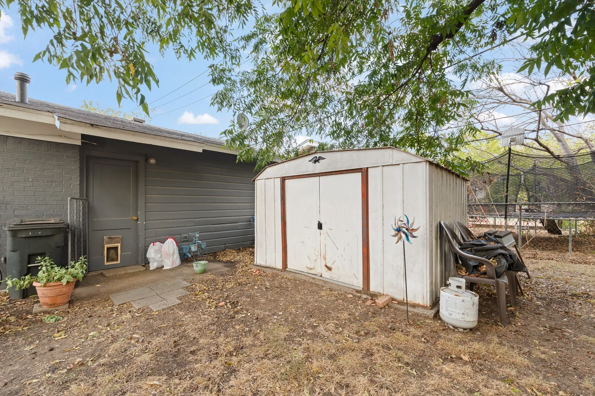 Single Family Residence For Sale in Johnson County , 508 NW Newton Drive, Burleson, Texas 76028, 3 Bedroom, 2 Bathroom, 1 Garage spaces, 1,193 Sqft, built in 1970, mls#21401760, Real Estate Agent in Burleson, Homes For Sale in Johnson county, Homes For Sale in Burleson, Realtor in Burleson Texas, Real Estate Brokerage Independent Realty Texas, Luminita Cordes Realtor