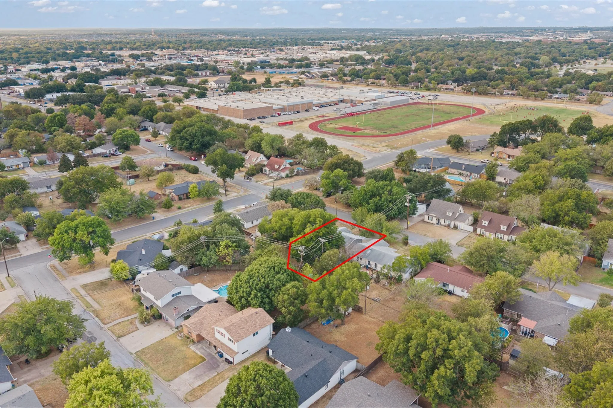 Single Family Residence For Sale in Johnson County , 508 NW Newton Drive, Burleson, Texas 76028, 3 Bedroom, 2 Bathroom, 1 Garage spaces, 1,193 Sqft, built in 1970, mls#21401760, Real Estate Agent in Burleson, Homes For Sale in Johnson county, Homes For Sale in Burleson, Realtor in Burleson Texas, Real Estate Brokerage Independent Realty Texas, Luminita Cordes Realtor