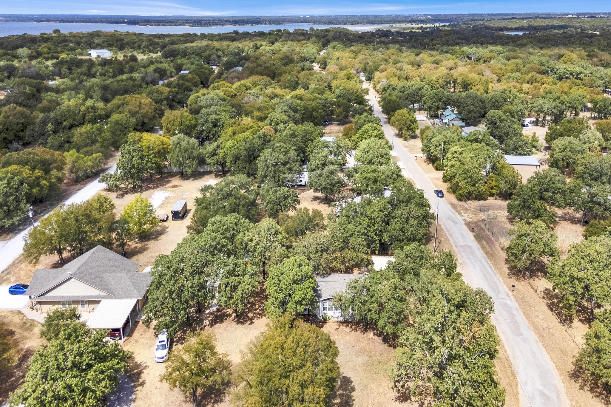 Manufactured Home For Sale in Hill County , 119 Post Oak Road, Whitney, Texas 76692, 3 Bedroom, 2 Bathroom, Garage spaces, 1,456 Sqft, built in 2016, mls#21401782, Real Estate Agent in Whitney, Homes For Sale in Hill county, Homes For Sale in Whitney, Realtor in Whitney Texas, Real Estate Brokerage Independent Realty Texas, Luminita Cordes Realtor
