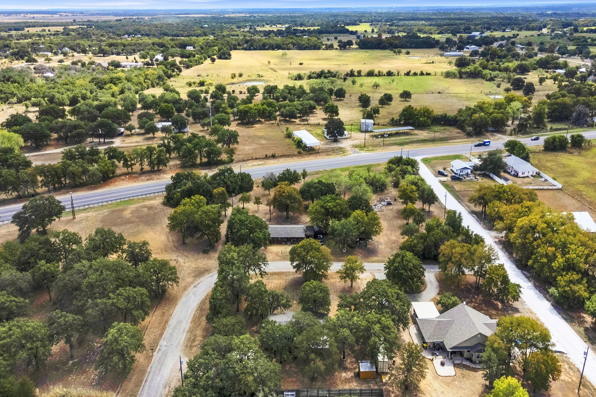 Manufactured Home For Sale in Hill County , 119 Post Oak Road, Whitney, Texas 76692, 3 Bedroom, 2 Bathroom, Garage spaces, 1,456 Sqft, built in 2016, mls#21401782, Real Estate Agent in Whitney, Homes For Sale in Hill county, Homes For Sale in Whitney, Realtor in Whitney Texas, Real Estate Brokerage Independent Realty Texas, Luminita Cordes Realtor