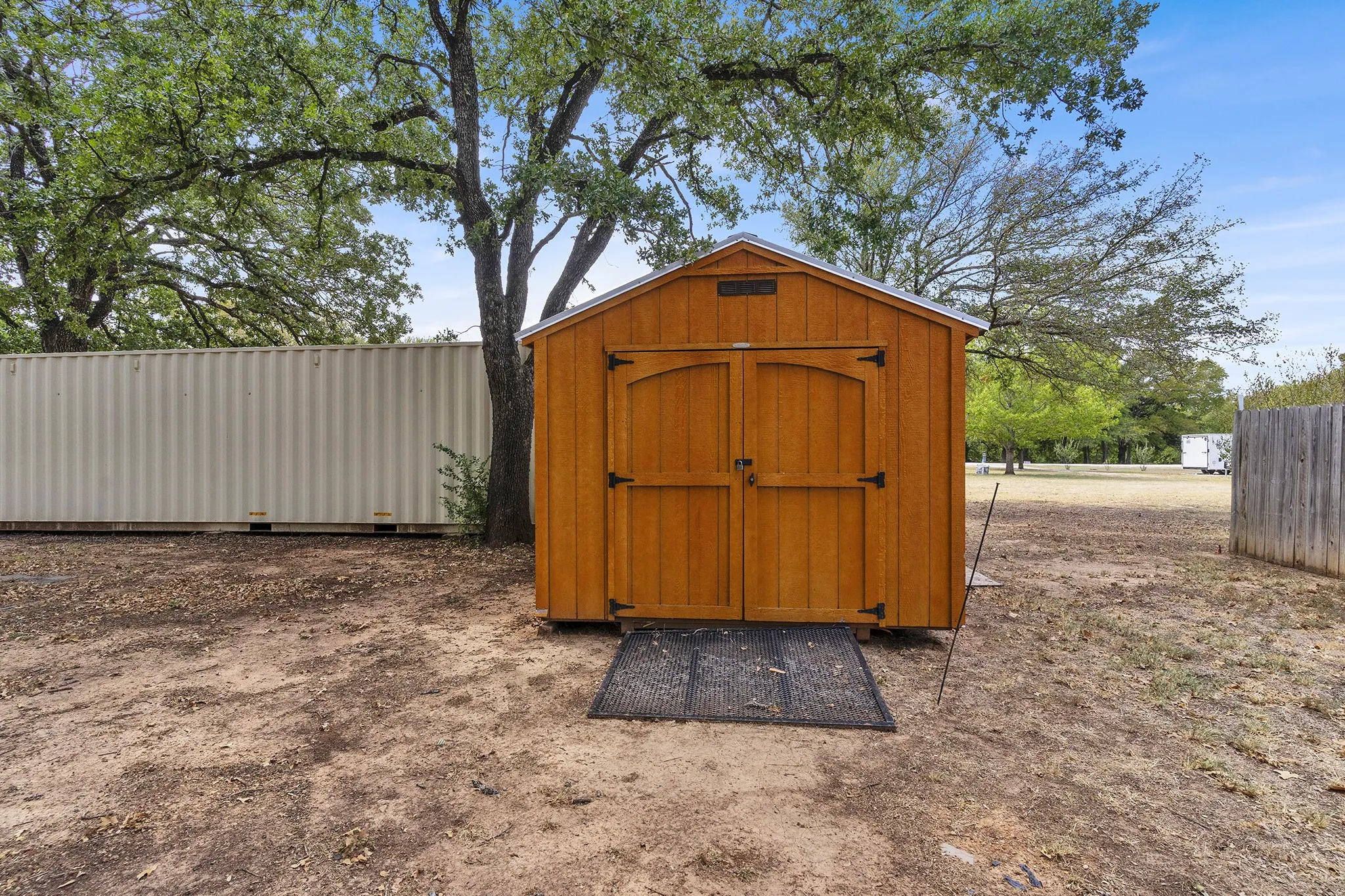 Manufactured Home For Sale in Hill County , 119 Post Oak Road, Whitney, Texas 76692, 3 Bedroom, 2 Bathroom, Garage spaces, 1,456 Sqft, built in 2016, mls#21401782, Real Estate Agent in Whitney, Homes For Sale in Hill county, Homes For Sale in Whitney, Realtor in Whitney Texas, Real Estate Brokerage Independent Realty Texas, Luminita Cordes Realtor