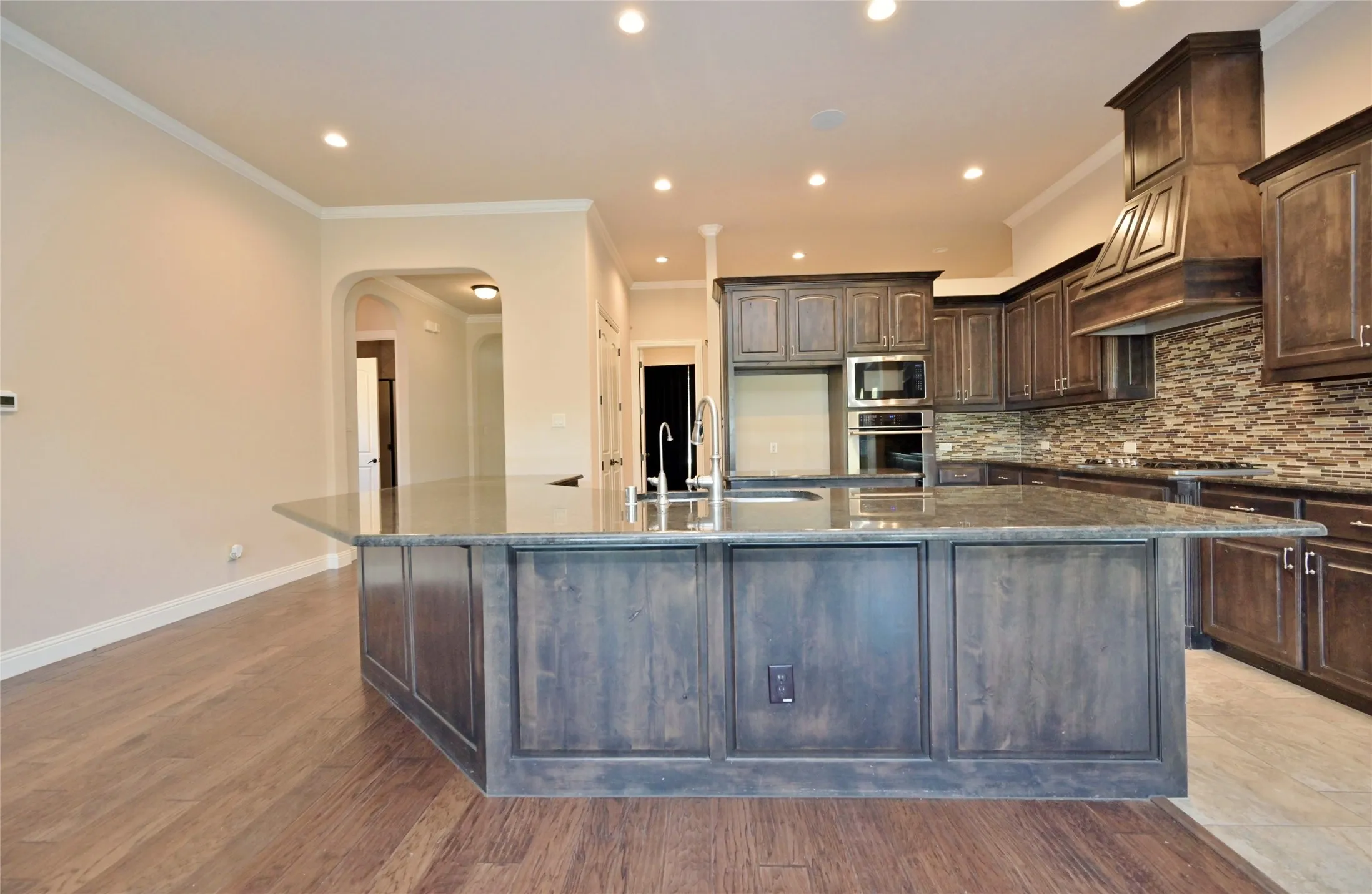 Single Family Residence For Rent in Rockwall County , 4095 Bridgecreek Drive, Rockwall, Texas 75032, 5 Bedroom, 3 Bathroom, 3 Garage spaces, 3,041 Sqft, built in 2014, mls#21375755, Real Estate Agent in Rockwall, Homes For Rent in Rockwall county, Homes For Rent in Rockwall, Realtor in Rockwall Texas, Real Estate Brokerage Independent Realty Texas, Luminita Cordes Realtor