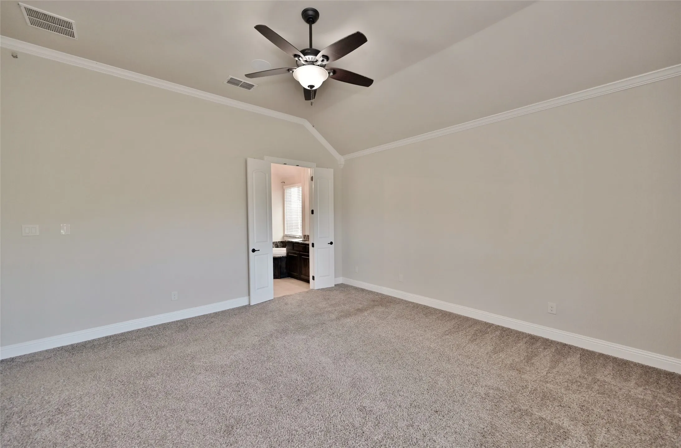 Single Family Residence For Rent in Rockwall County , 4095 Bridgecreek Drive, Rockwall, Texas 75032, 5 Bedroom, 3 Bathroom, 3 Garage spaces, 3,041 Sqft, built in 2014, mls#21375755, Real Estate Agent in Rockwall, Homes For Rent in Rockwall county, Homes For Rent in Rockwall, Realtor in Rockwall Texas, Real Estate Brokerage Independent Realty Texas, Luminita Cordes Realtor