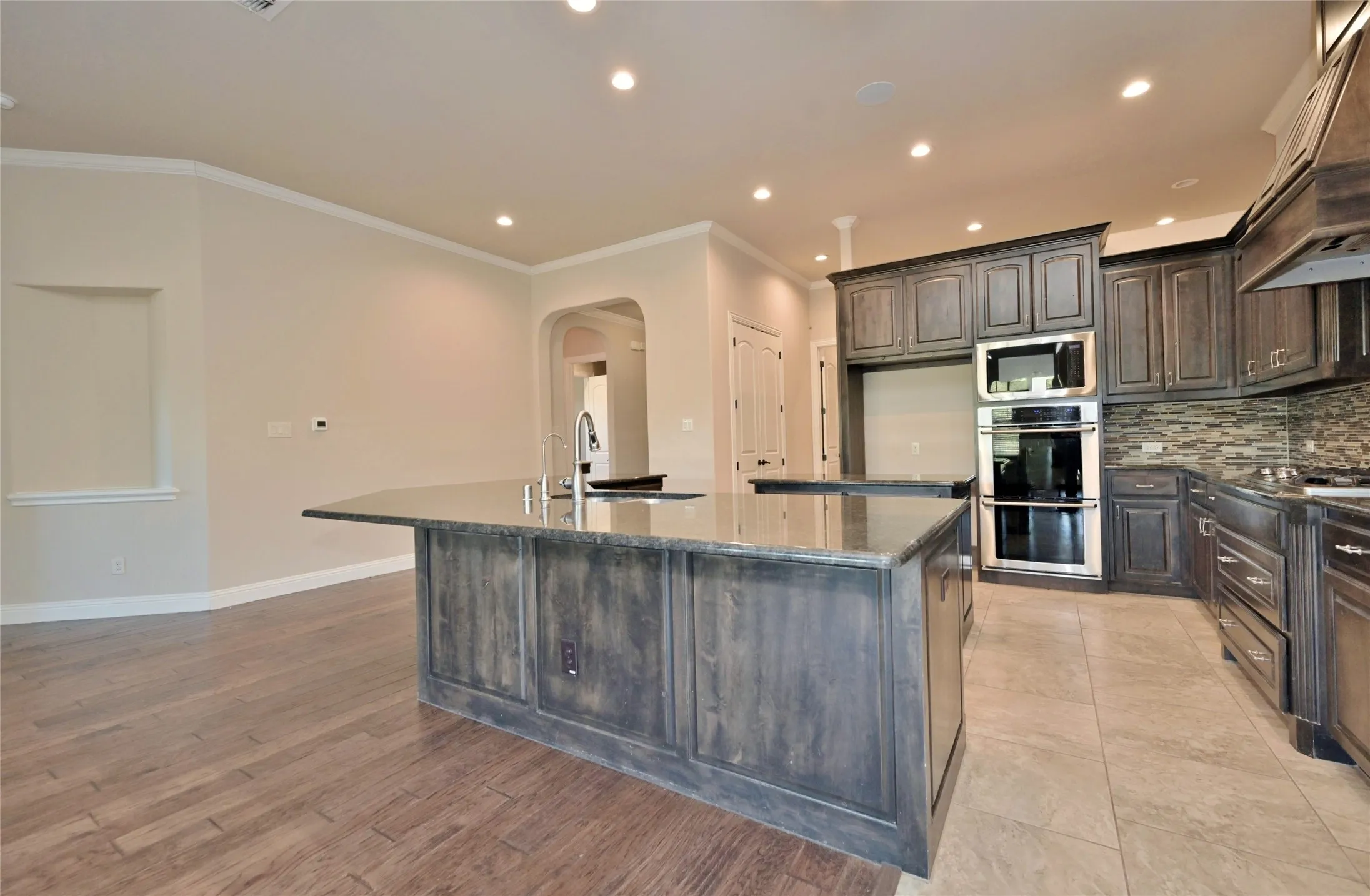 Single Family Residence For Rent in Rockwall County , 4095 Bridgecreek Drive, Rockwall, Texas 75032, 5 Bedroom, 3 Bathroom, 3 Garage spaces, 3,041 Sqft, built in 2014, mls#21375755, Real Estate Agent in Rockwall, Homes For Rent in Rockwall county, Homes For Rent in Rockwall, Realtor in Rockwall Texas, Real Estate Brokerage Independent Realty Texas, Luminita Cordes Realtor