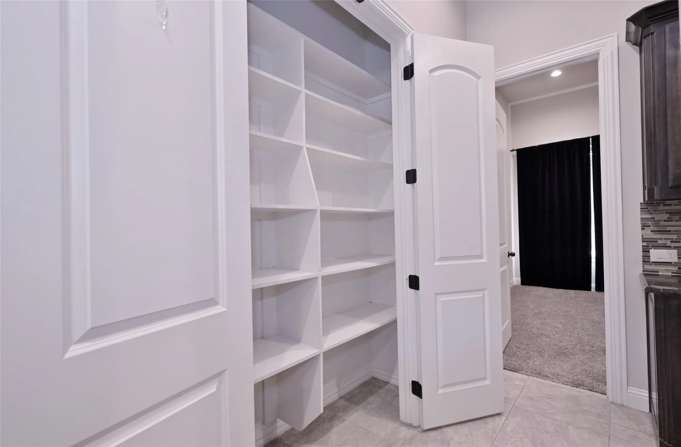 Single Family Residence For Rent in Rockwall County , 4095 Bridgecreek Drive, Rockwall, Texas 75032, 5 Bedroom, 3 Bathroom, 3 Garage spaces, 3,041 Sqft, built in 2014, mls#21375755, Real Estate Agent in Rockwall, Homes For Rent in Rockwall county, Homes For Rent in Rockwall, Realtor in Rockwall Texas, Real Estate Brokerage Independent Realty Texas, Luminita Cordes Realtor