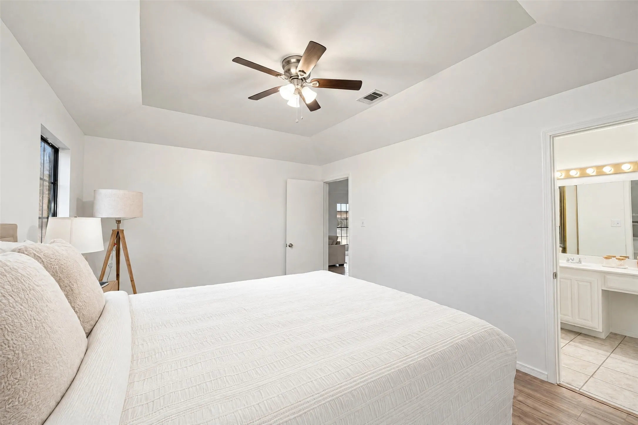 Single Family Residence For Sale in Dallas County , 2650 Princewood Drive, Garland, Texas 75040, 3 Bedroom, 2 Bathroom, 2 Garage spaces, 1,868 Sqft, built in 1986, mls#21401826, Real Estate Agent in Garland, Homes For Sale in Dallas county, Homes For Sale in Garland, Realtor in Garland Texas, Real Estate Brokerage Independent Realty Texas, Luminita Cordes Realtor