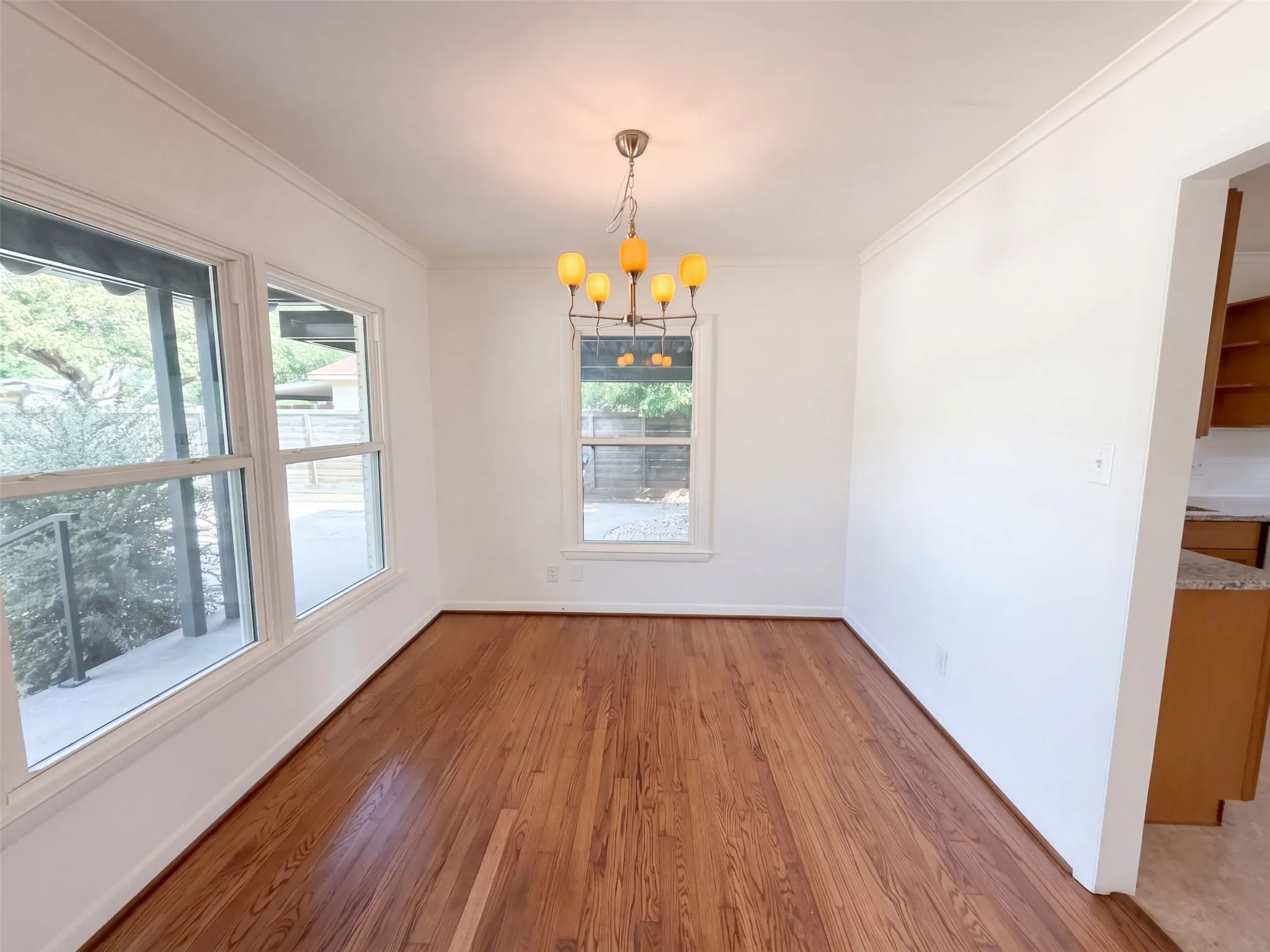 Single Family Residence For Sale in Tarrant County , 3009 Tex Boulevard, Fort Worth, Texas 76116, 3 Bedroom, 1 Bathroom, Garage spaces, 1,498 Sqft, built in 1954, mls#21401832, Real Estate Agent in Fort Worth, Homes For Sale in Tarrant county, Homes For Sale in Fort Worth, Realtor in Fort Worth Texas, Real Estate Brokerage Independent Realty Texas, Luminita Cordes Realtor