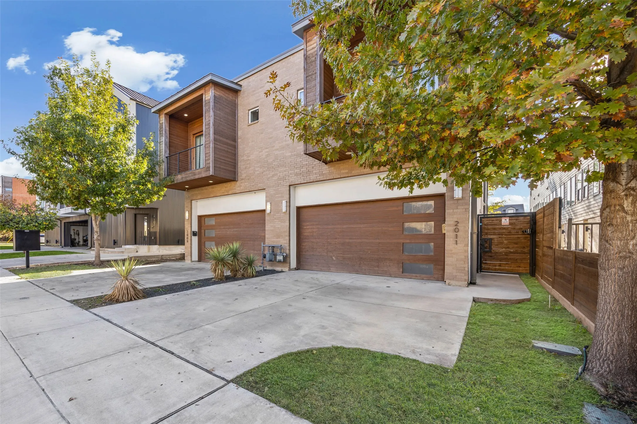 Great Dallas duplex!