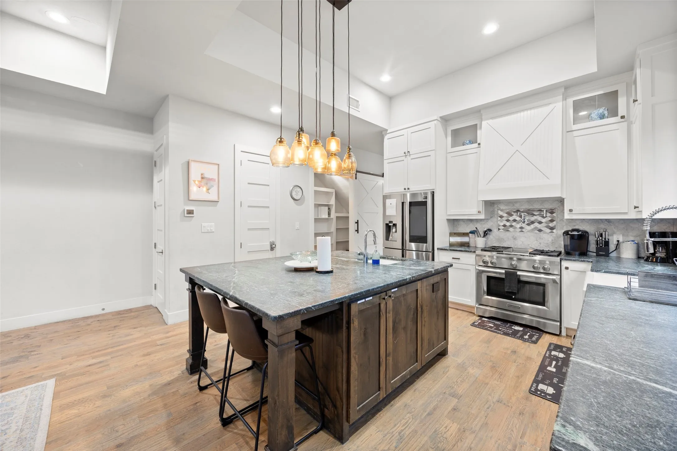 Large center island with breakfast bar