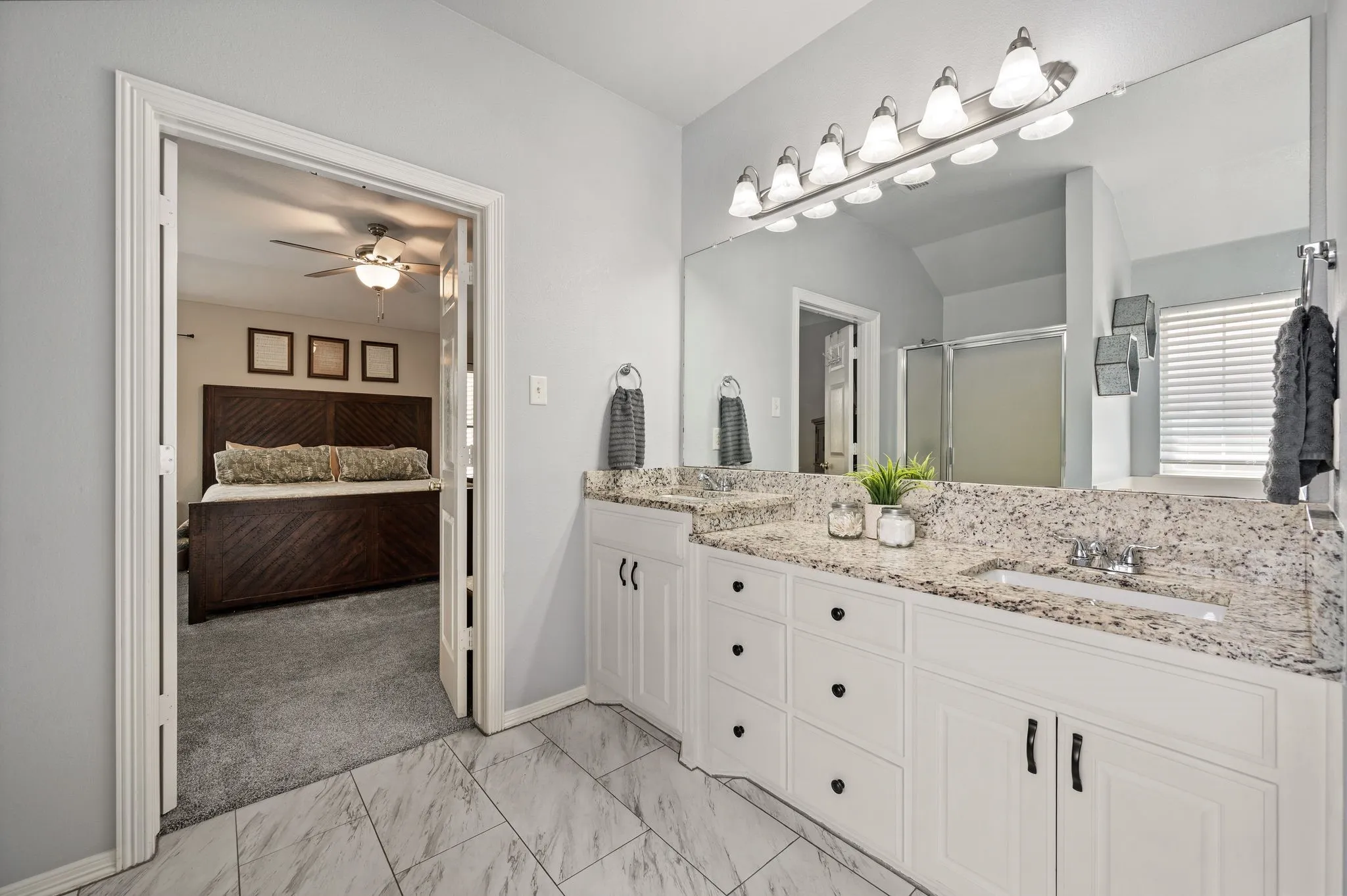 Single Family Residence For Sale in Tarrant County , 725 Big Willow Drive, Saginaw, Texas 76179, 4 Bedroom, 2 Bathroom, 2 Garage spaces, 2,015 Sqft, built in 2000, mls#21399673, Real Estate Agent in Saginaw, Homes For Sale in Tarrant county, Homes For Sale in Saginaw, Realtor in Saginaw Texas, Real Estate Brokerage Independent Realty Texas, Luminita Cordes Realtor