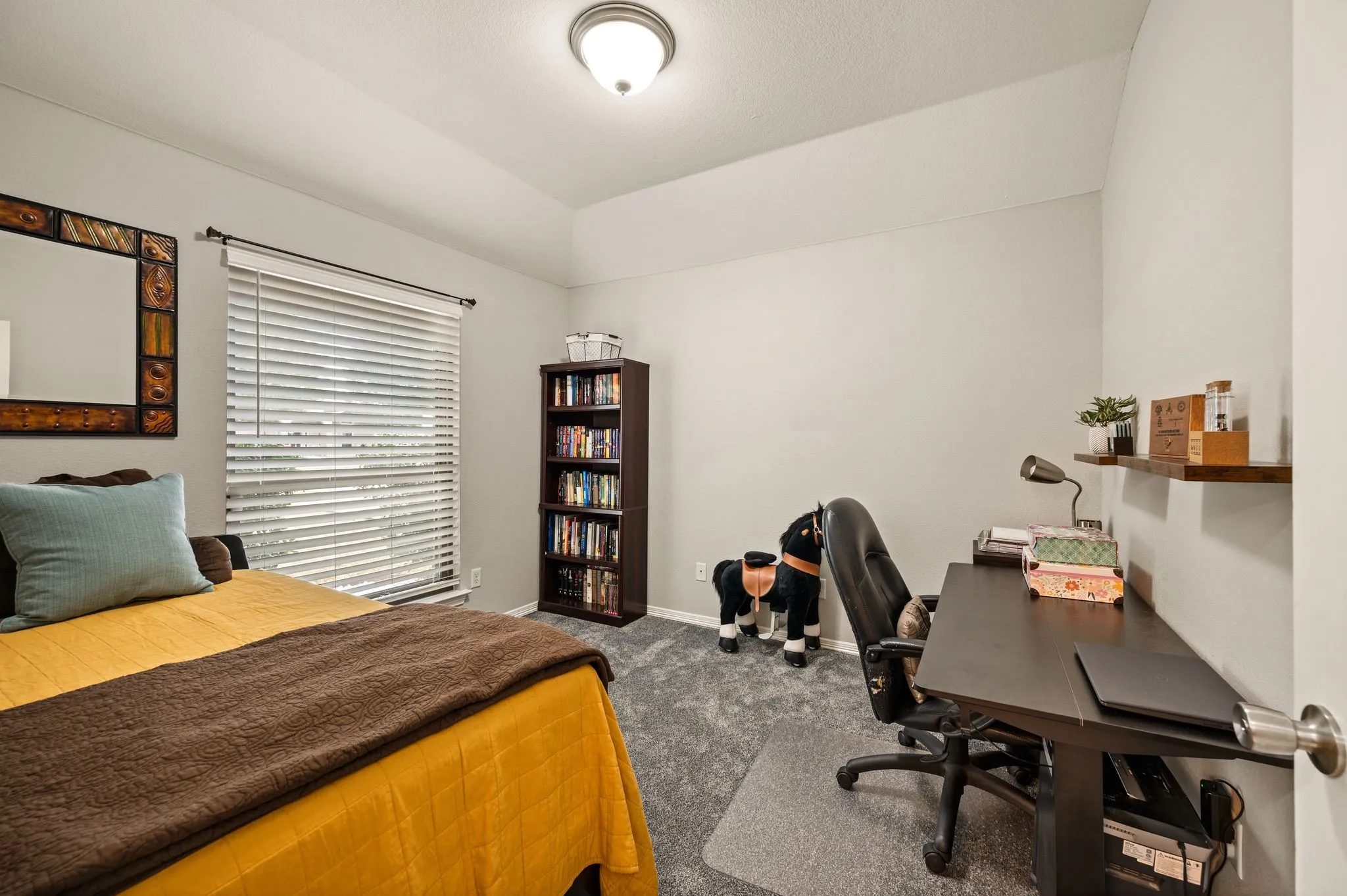 Office/Bedroom/Study