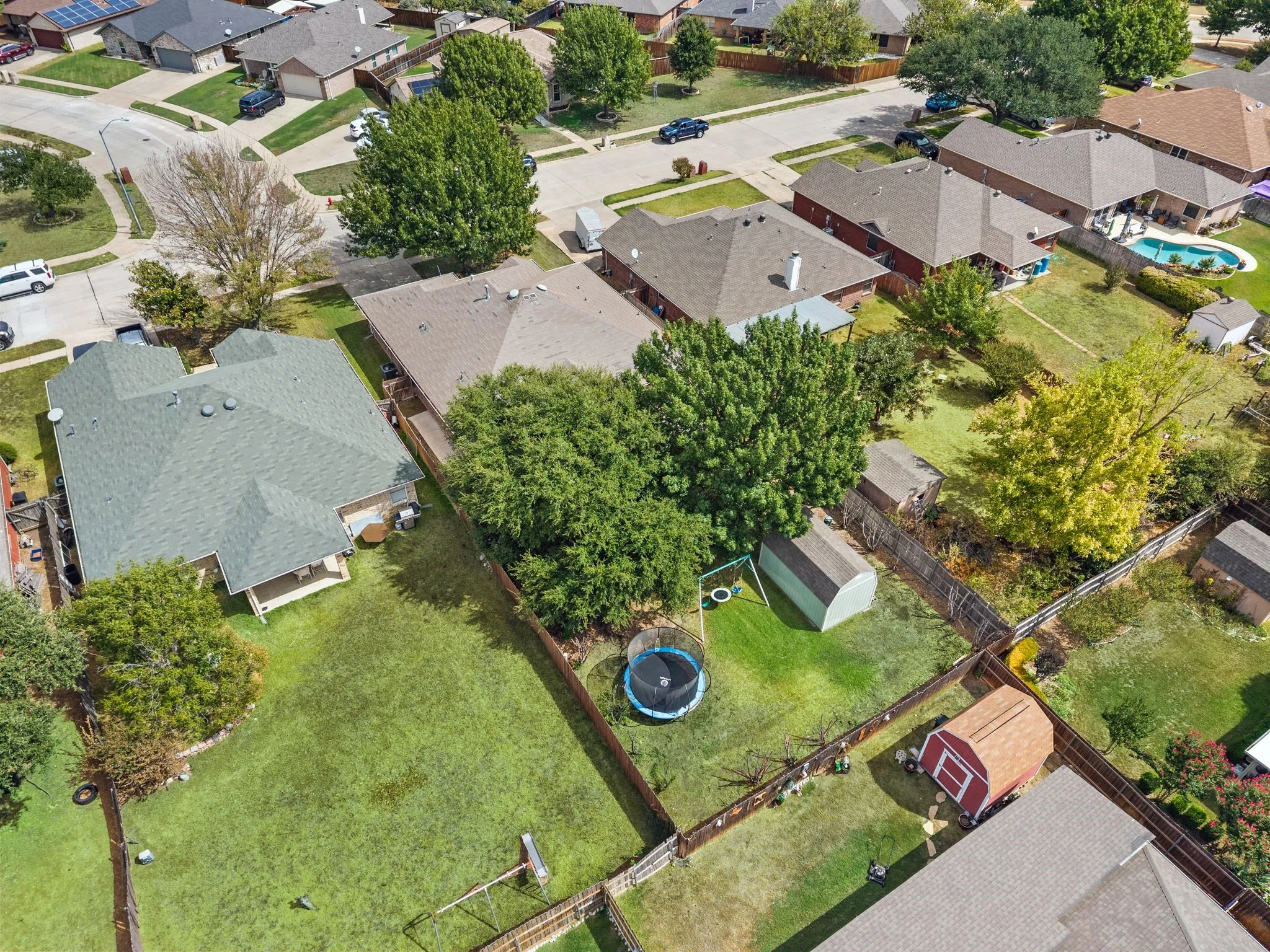 Single Family Residence For Sale in Tarrant County , 725 Big Willow Drive, Saginaw, Texas 76179, 4 Bedroom, 2 Bathroom, 2 Garage spaces, 2,015 Sqft, built in 2000, mls#21399673, Real Estate Agent in Saginaw, Homes For Sale in Tarrant county, Homes For Sale in Saginaw, Realtor in Saginaw Texas, Real Estate Brokerage Independent Realty Texas, Luminita Cordes Realtor