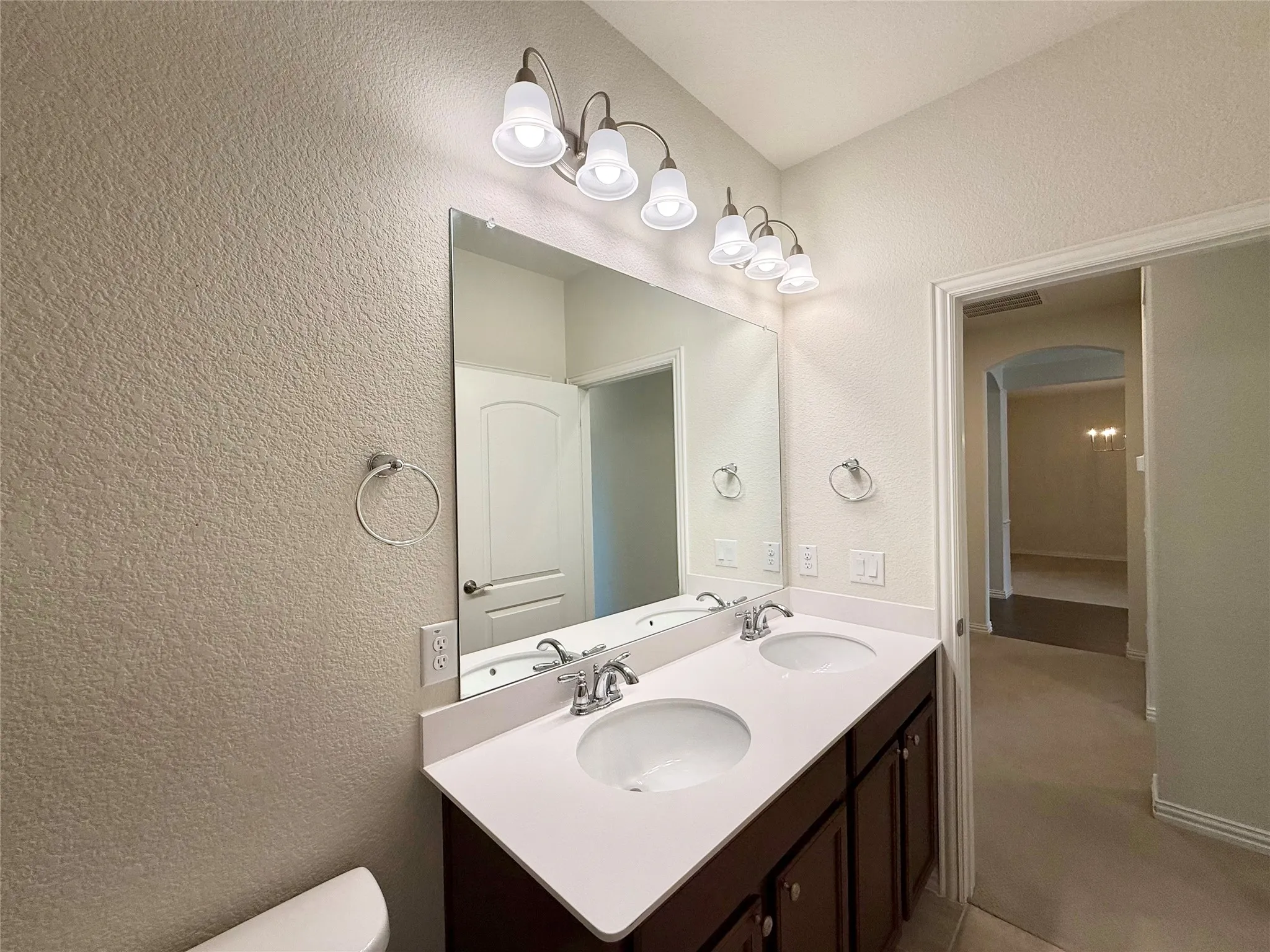 Single Family Residence For Rent in Collin County , 11012 Carrizo Road, Frisco, Texas 75035, 4 Bedroom, 4 Bathroom, 2 Garage spaces, 3,283 Sqft, built in 2019, mls#21401816, Real Estate Agent in Frisco, Homes For Rent in Collin county, Homes For Rent in Frisco, Realtor in Frisco Texas, Real Estate Brokerage Independent Realty Texas, Luminita Cordes Realtor