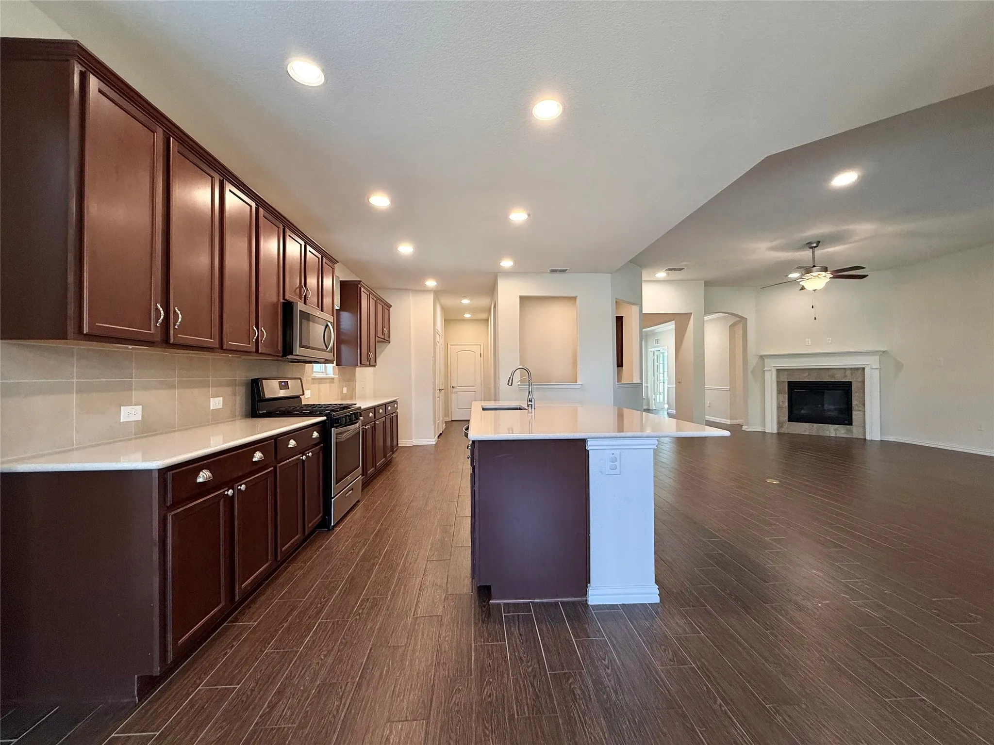 Single Family Residence For Rent in Collin County , 11012 Carrizo Road, Frisco, Texas 75035, 4 Bedroom, 4 Bathroom, 2 Garage spaces, 3,283 Sqft, built in 2019, mls#21401816, Real Estate Agent in Frisco, Homes For Rent in Collin county, Homes For Rent in Frisco, Realtor in Frisco Texas, Real Estate Brokerage Independent Realty Texas, Luminita Cordes Realtor