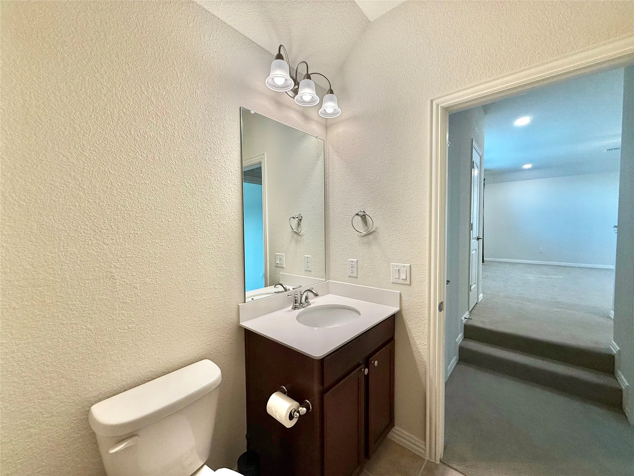 Bathroom on the 2nd​​‌​​​​‌​​‌‌​‌‌​​​‌‌​‌​‌​‌​​​‌​​ floor
